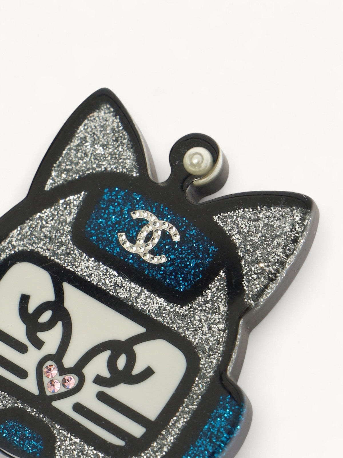 Chanel Brooch 3