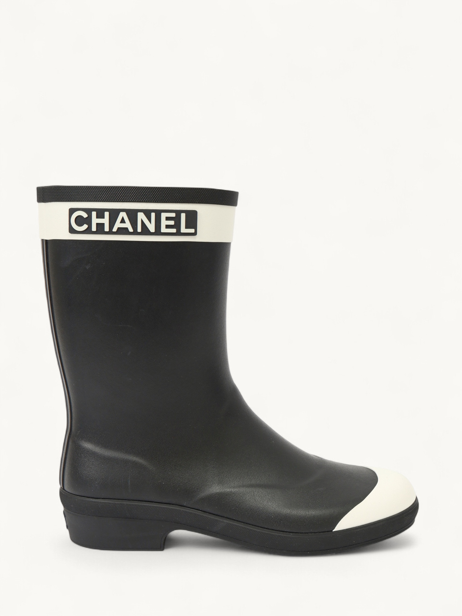 Chanel Shoes 40 0