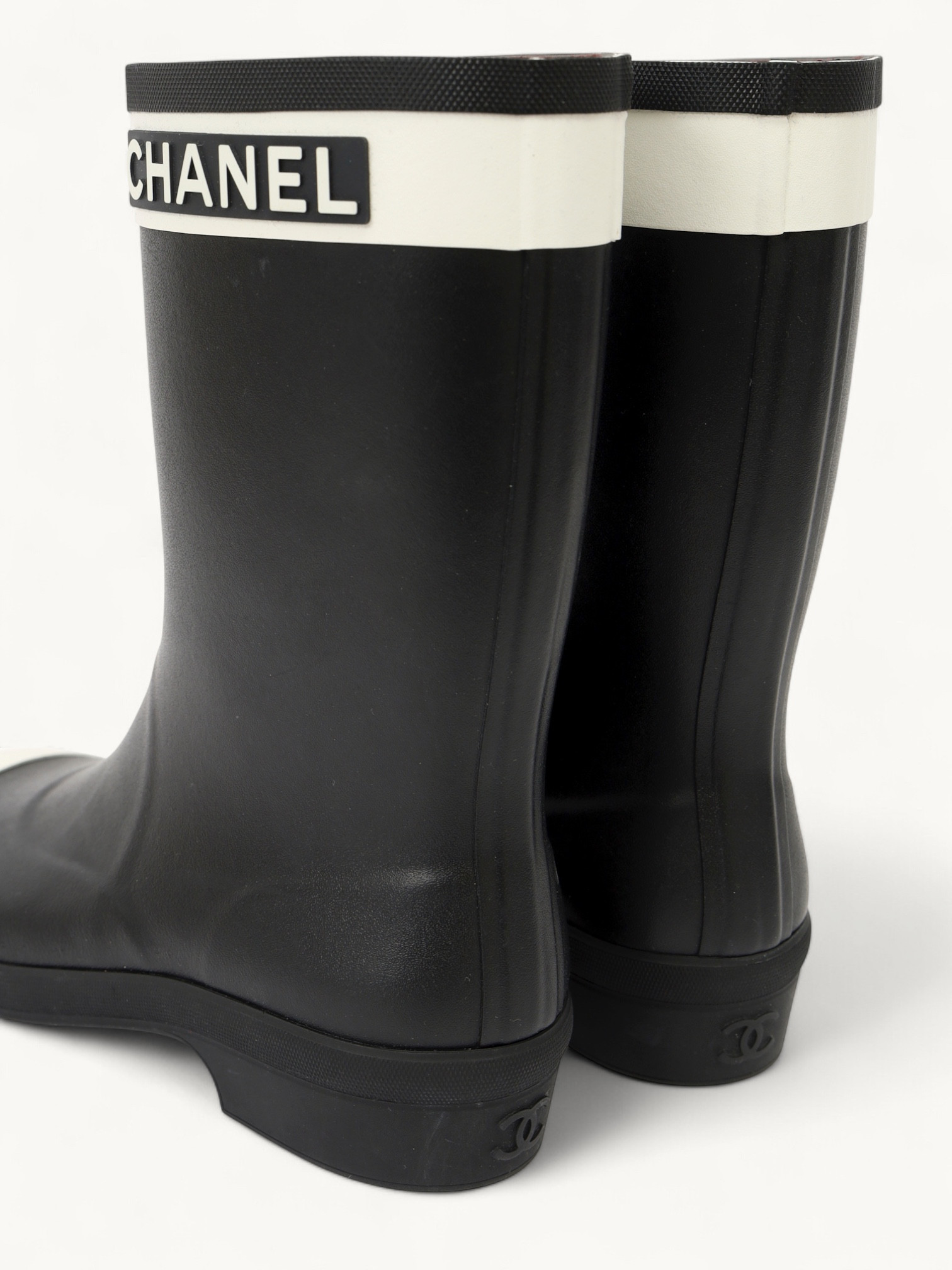 Chanel Shoes 40 8