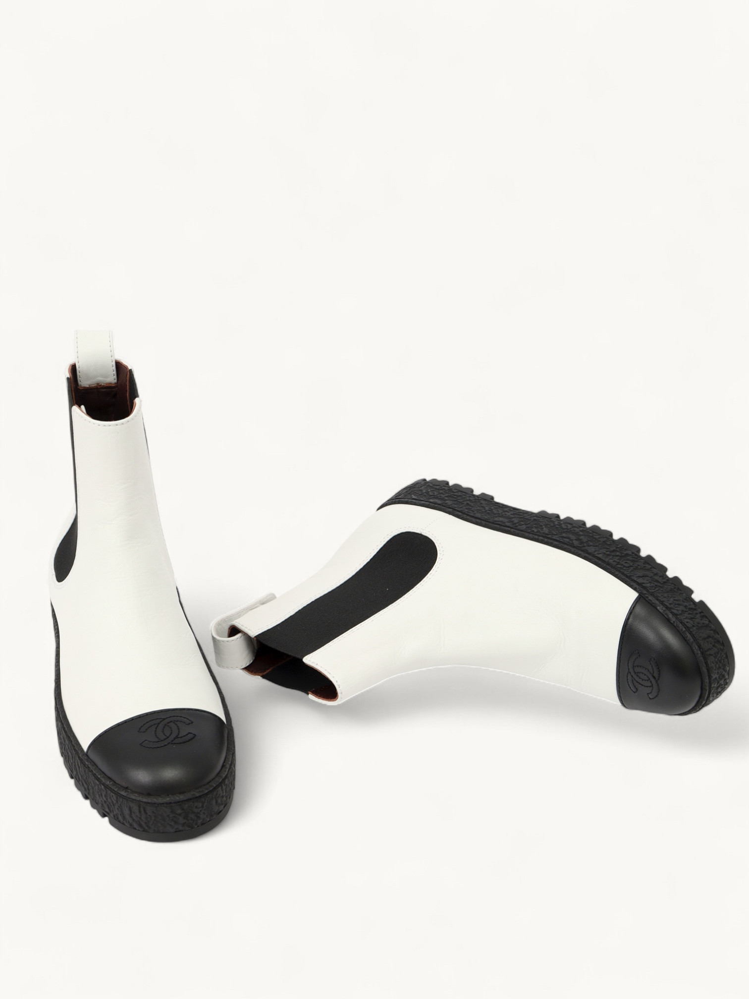 Chanel Shoes 40 5