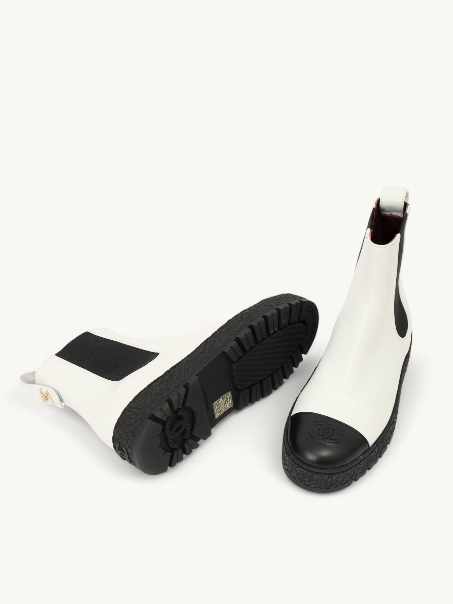 Chanel Shoes 40 10