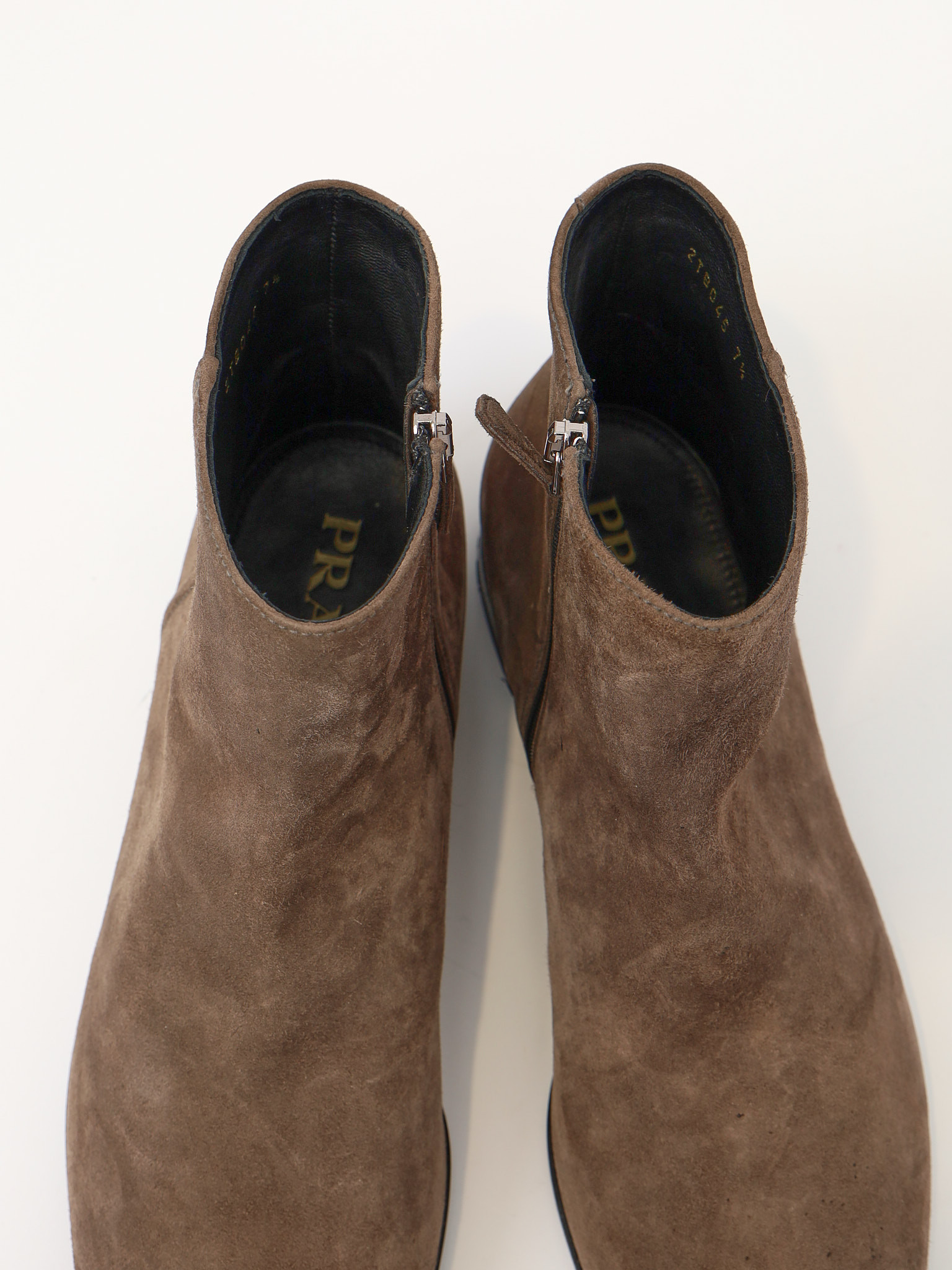 Prada Shoes 41.5 8