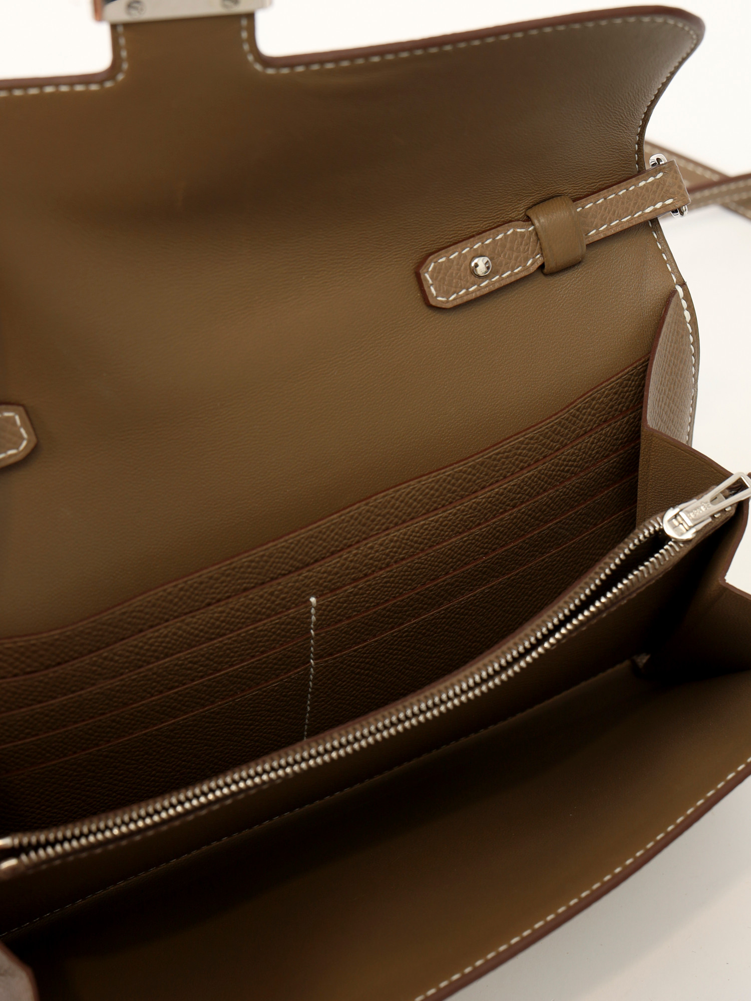 Hermes Constance To Go 10