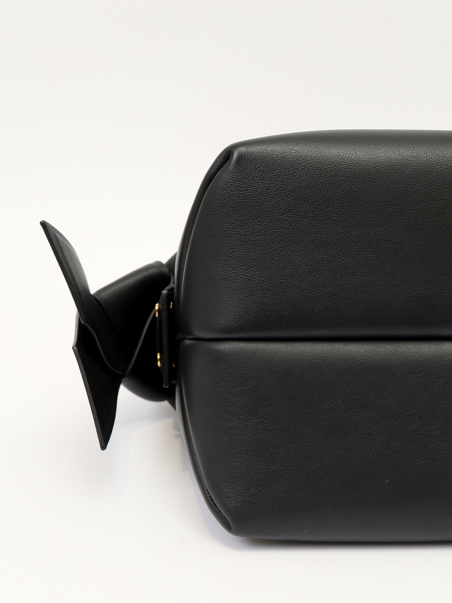 Acne Studios Musubi 8