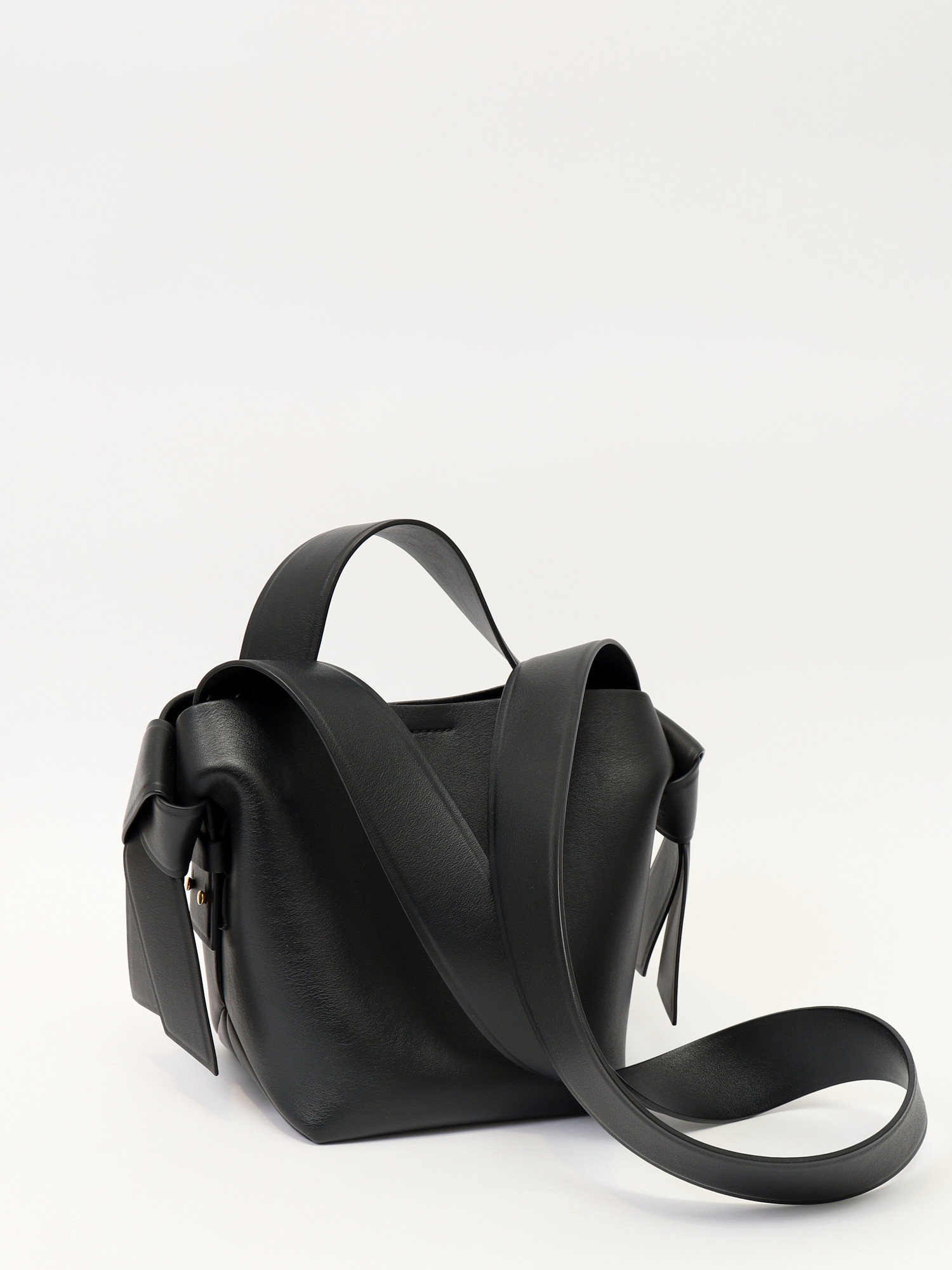 Acne Studios Musubi 3