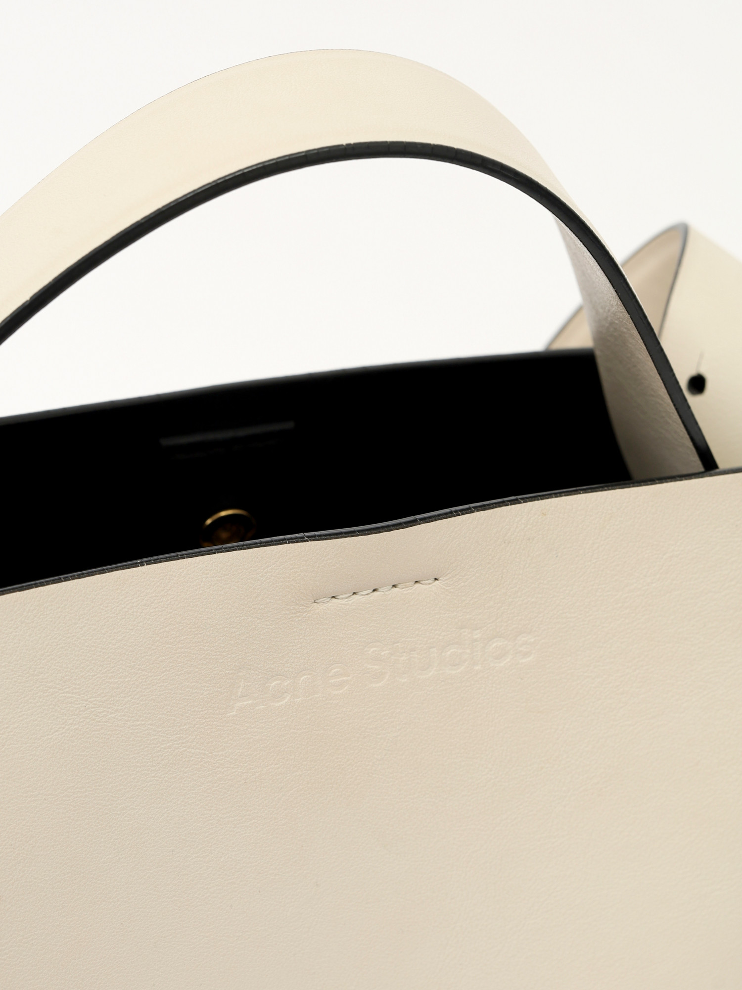Acne Studios Musubi 5
