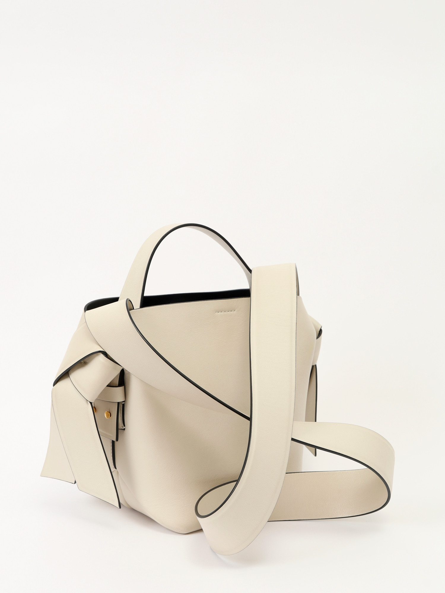 Acne Studios Musubi 3