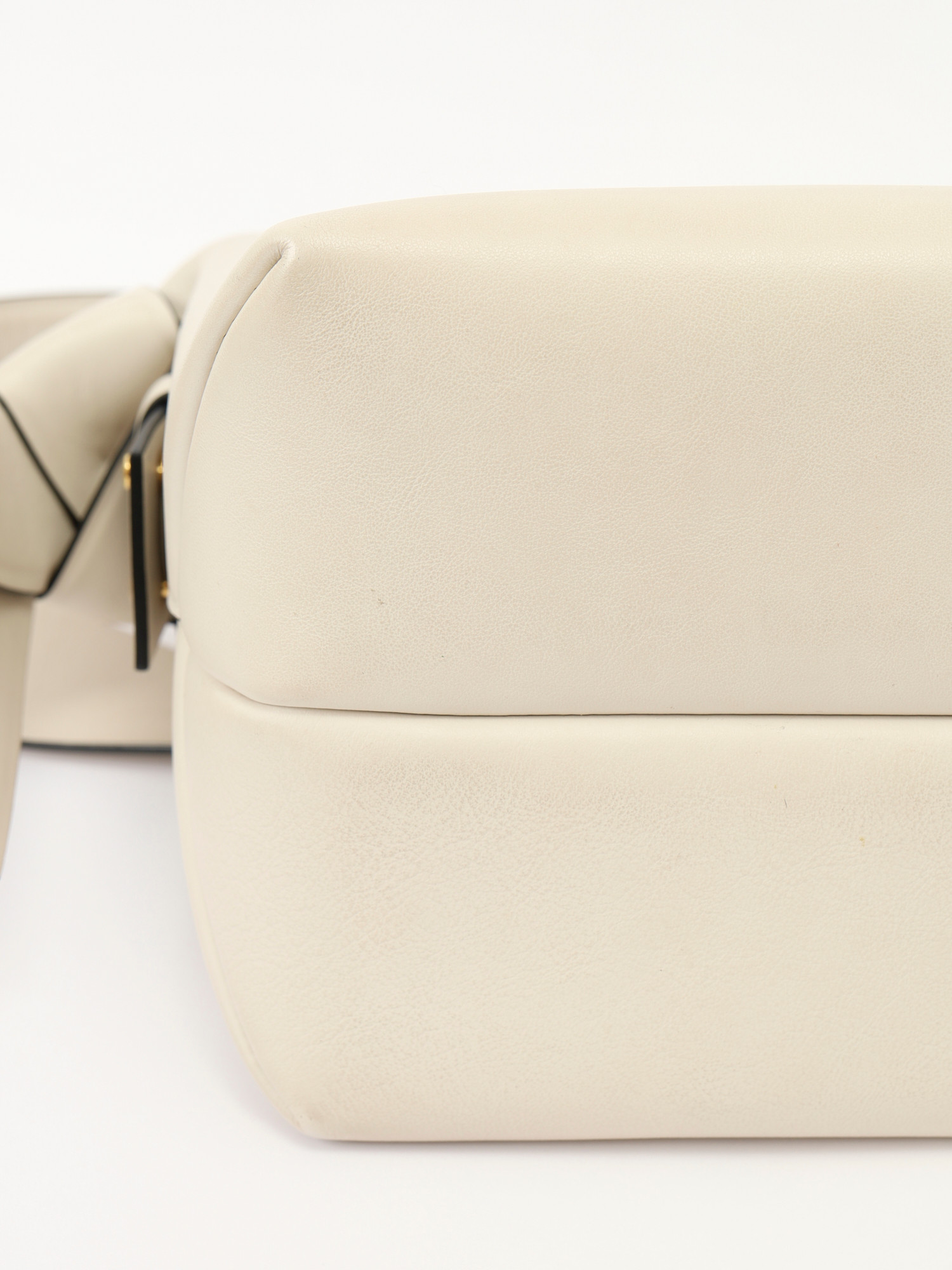 Acne Studios Musubi 6