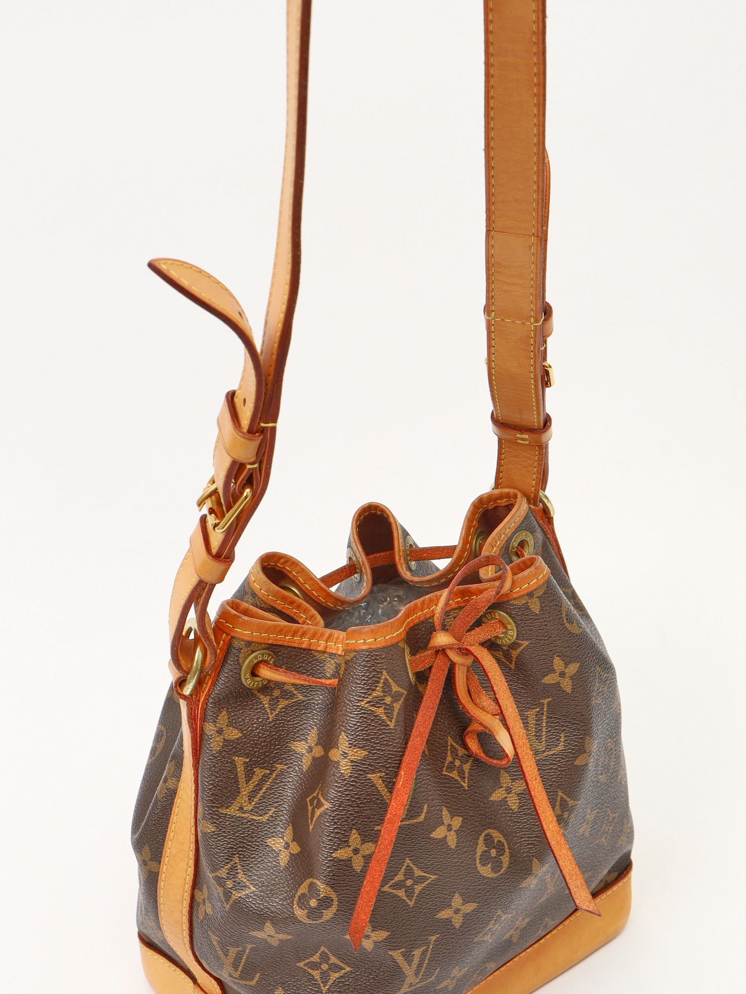 Сумки Louis Vuitton Noe изображение #5