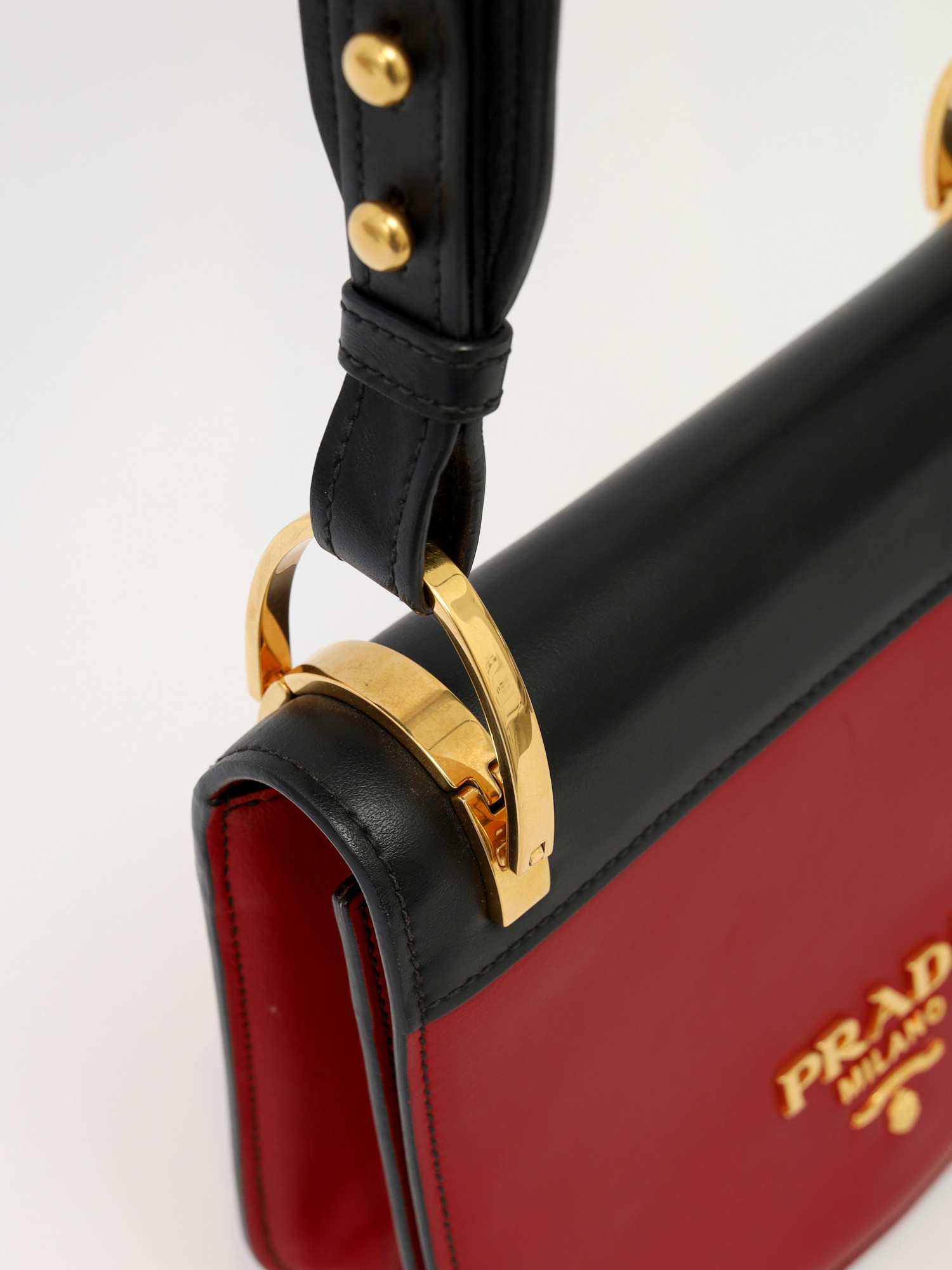Prada Pionniere 6