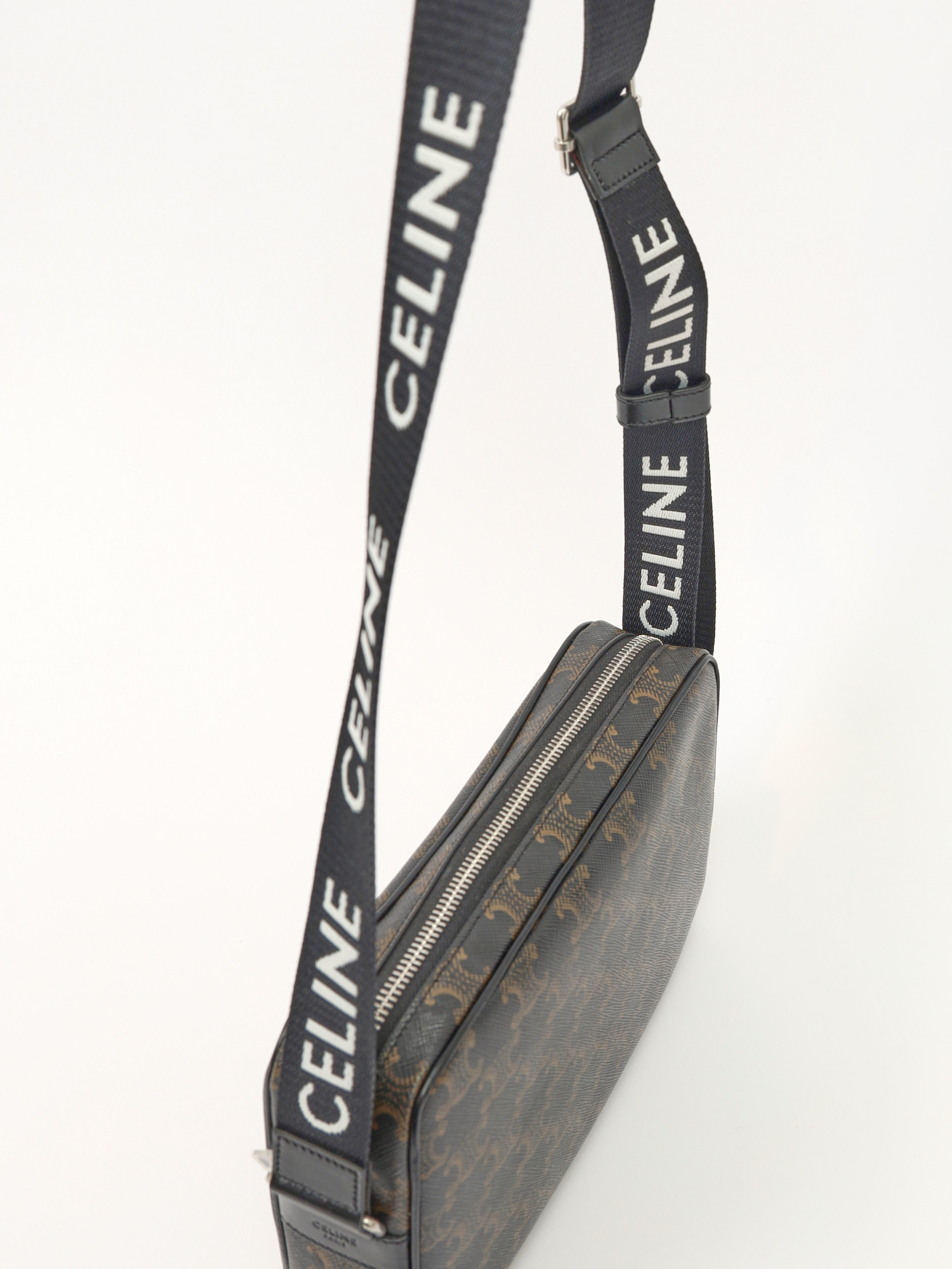 Celine Triomphe Canvas  4