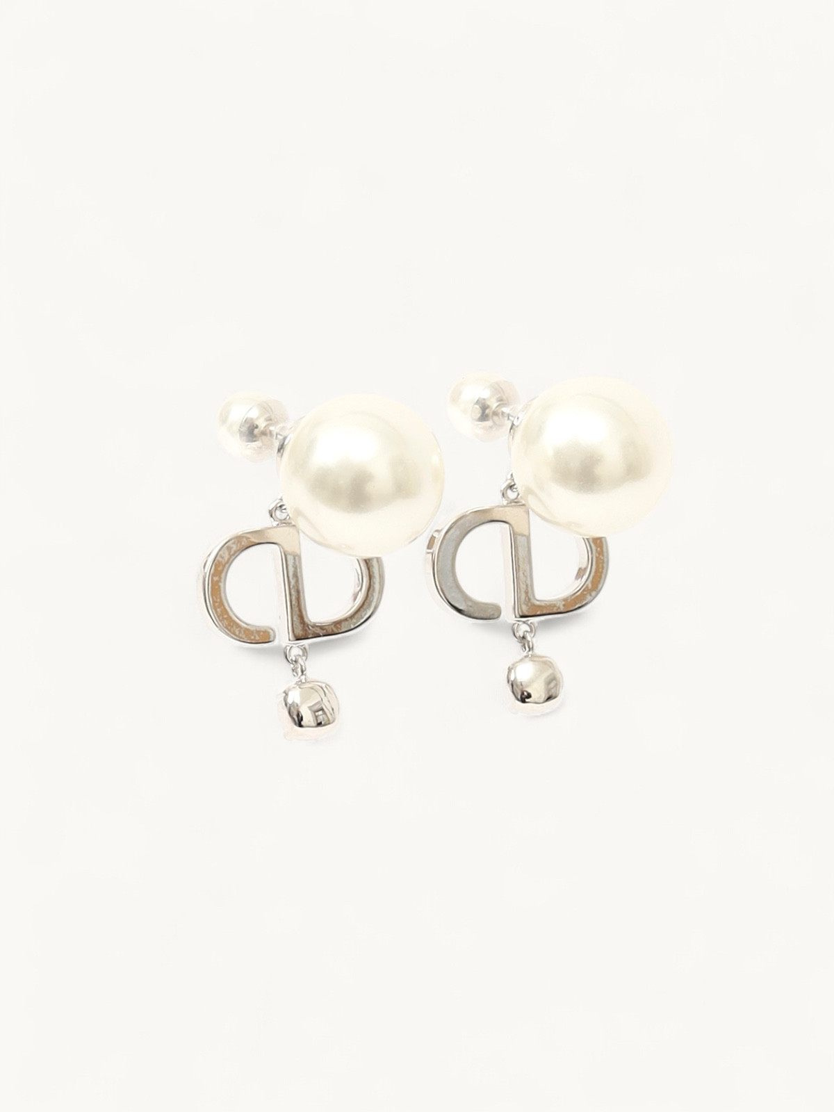 Dior Earrings  3