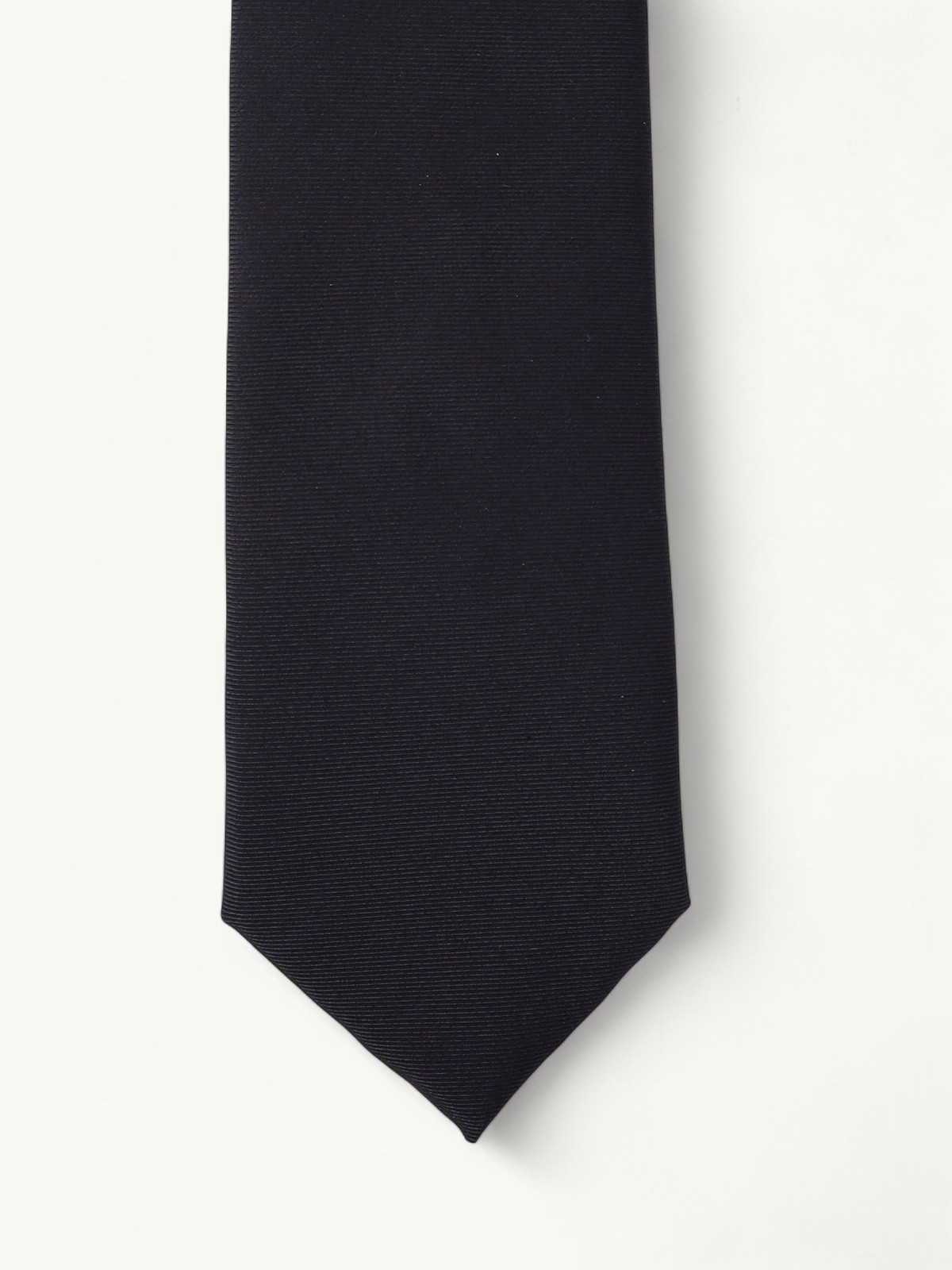 Dior Tie 2