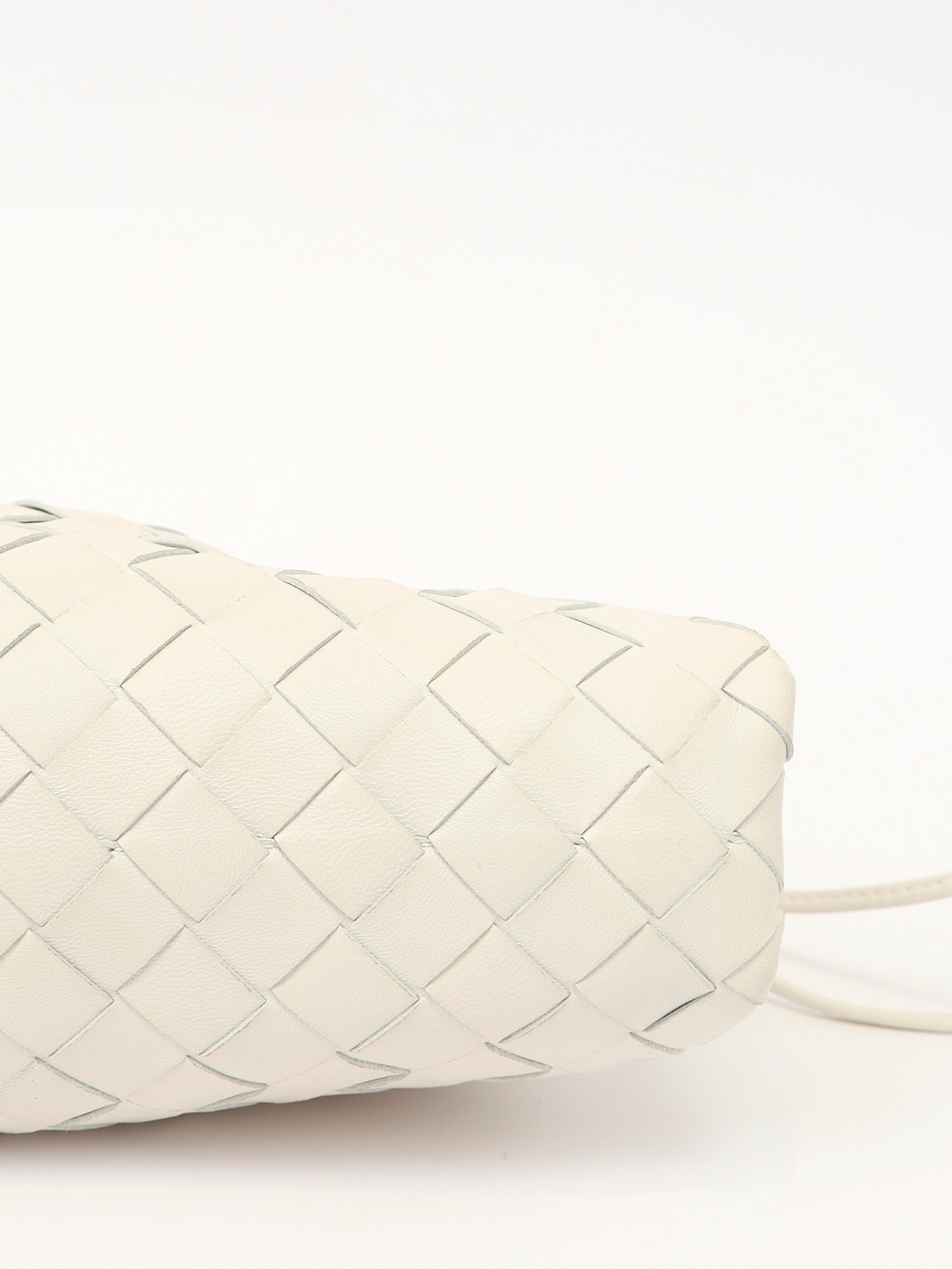 Bottega Veneta Pouch  8