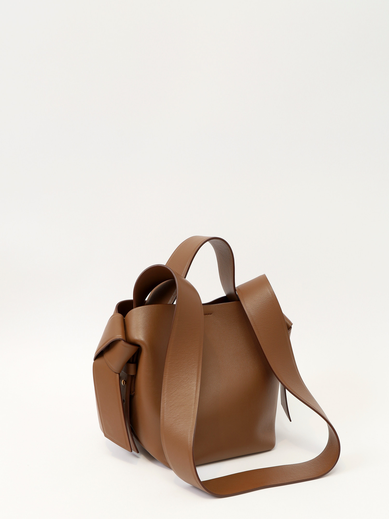 Acne Studios Musubi  3