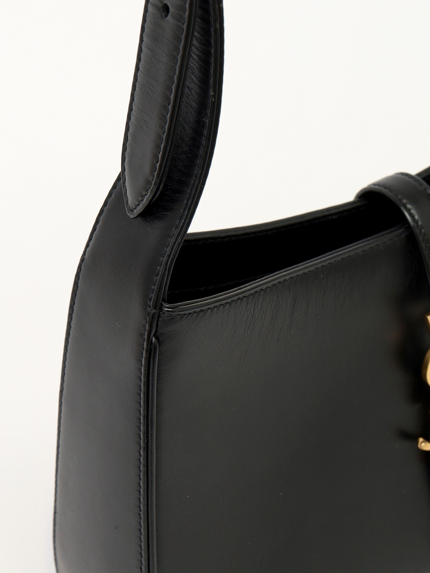 Saint Laurent Le 5 a 7  5