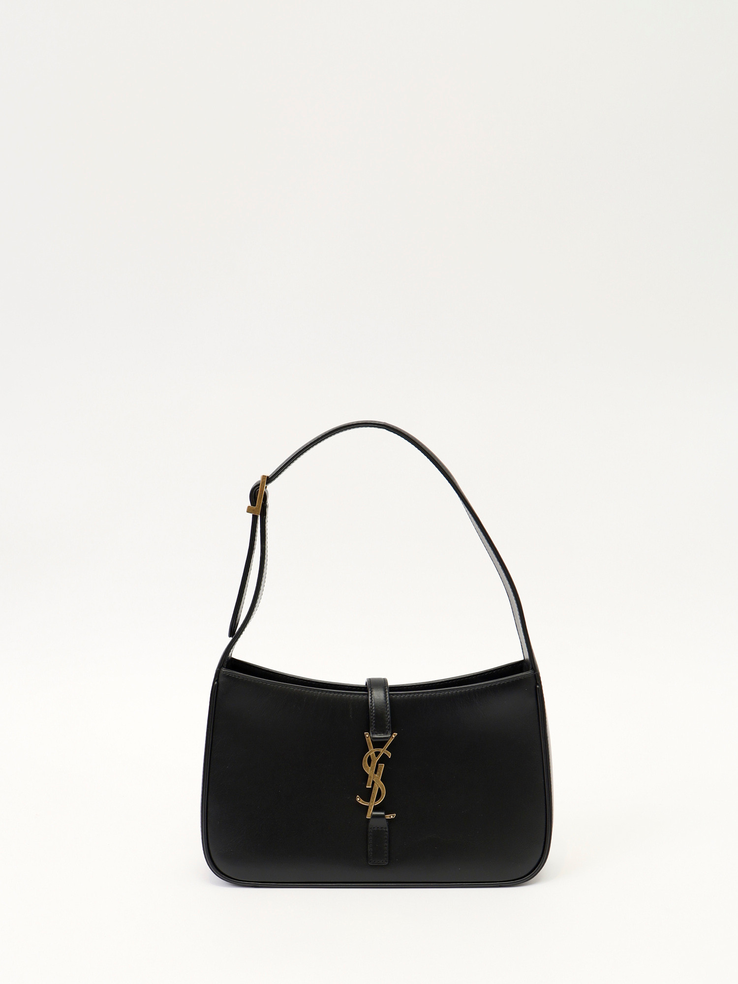 Saint Laurent Le 5 a 7  0