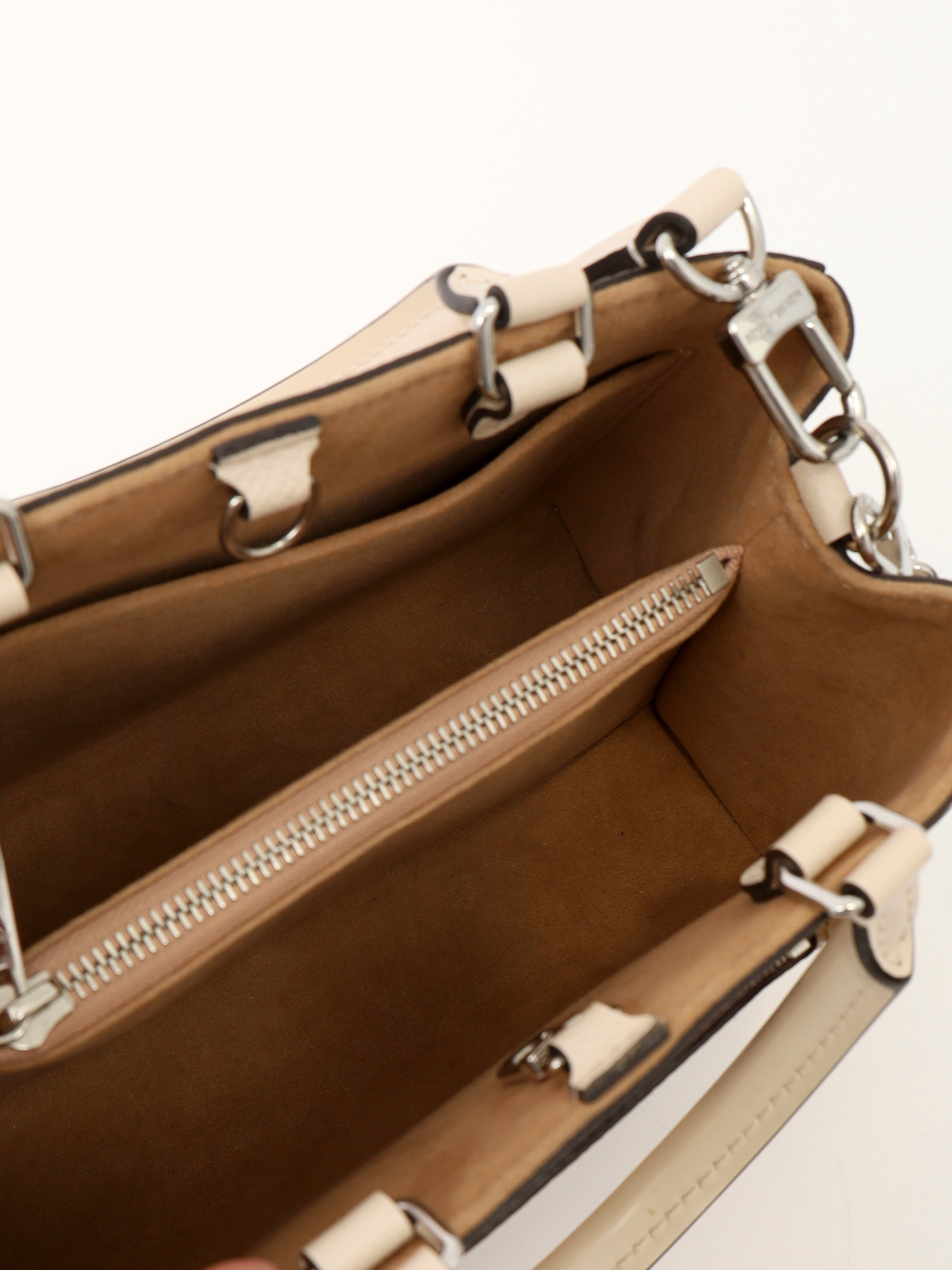 Сумки Louis Vuitton Marelle изображение #12