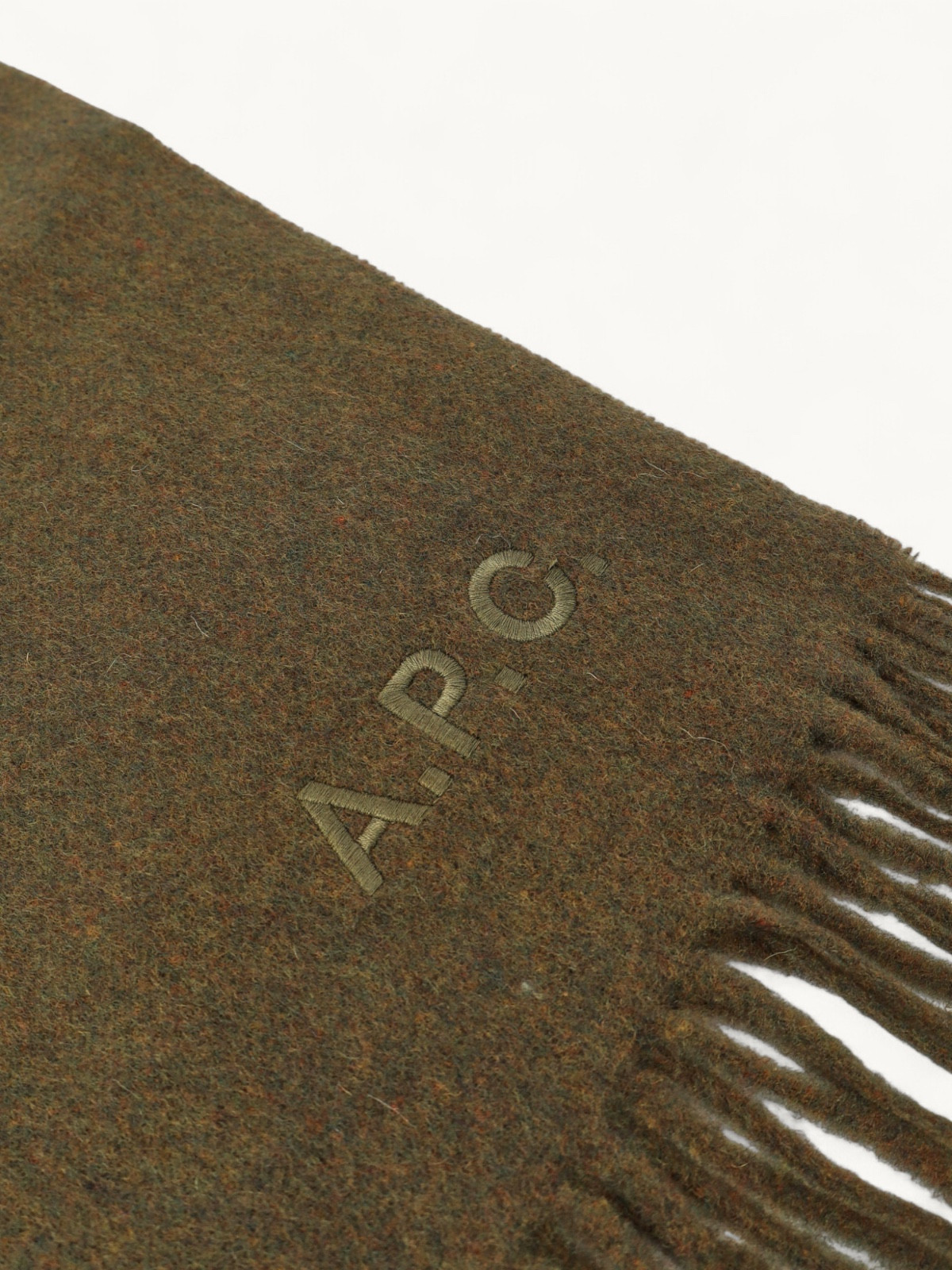 A.P.C. Scarf  3