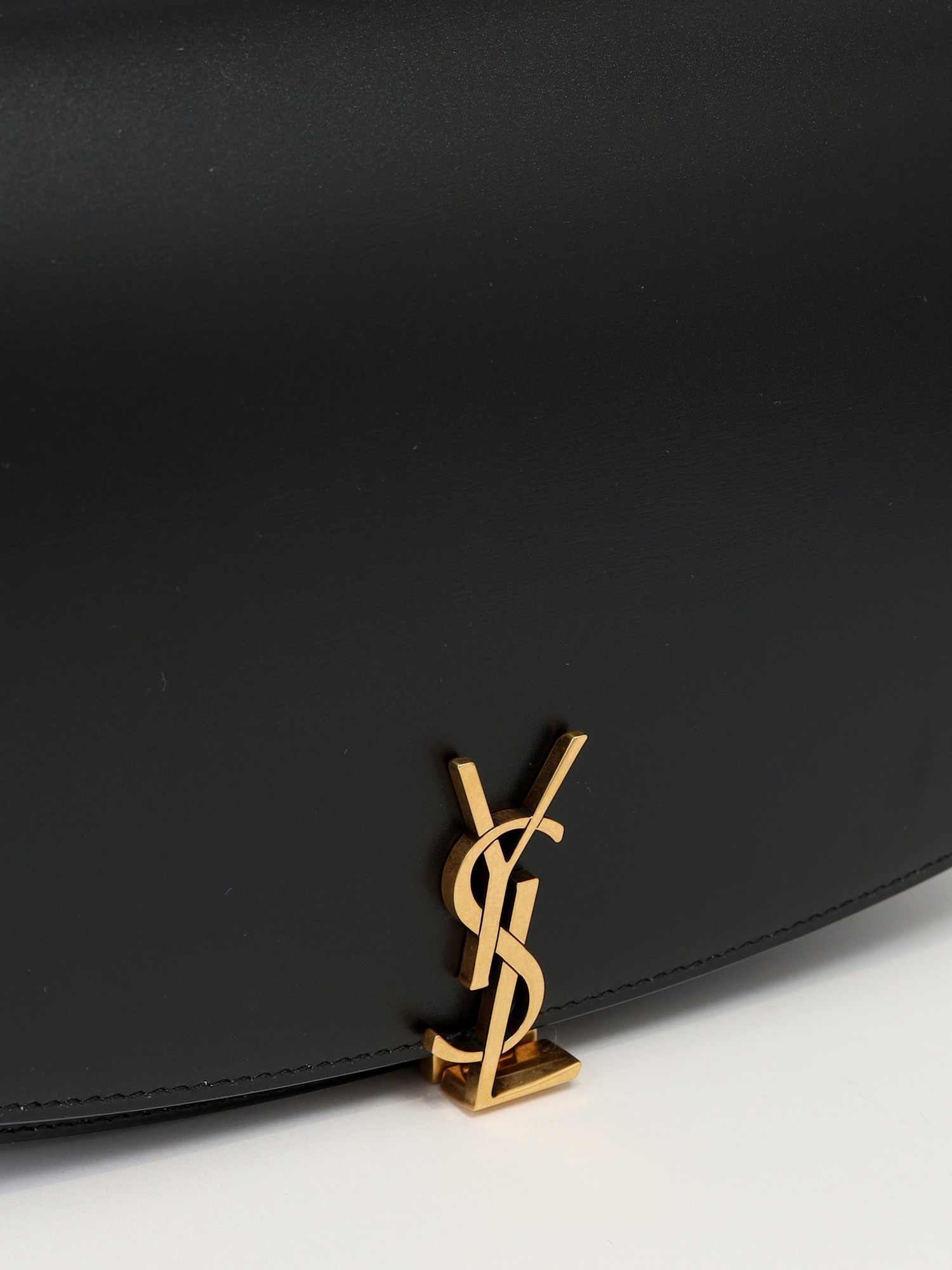 Saint Laurent Voltaire  5