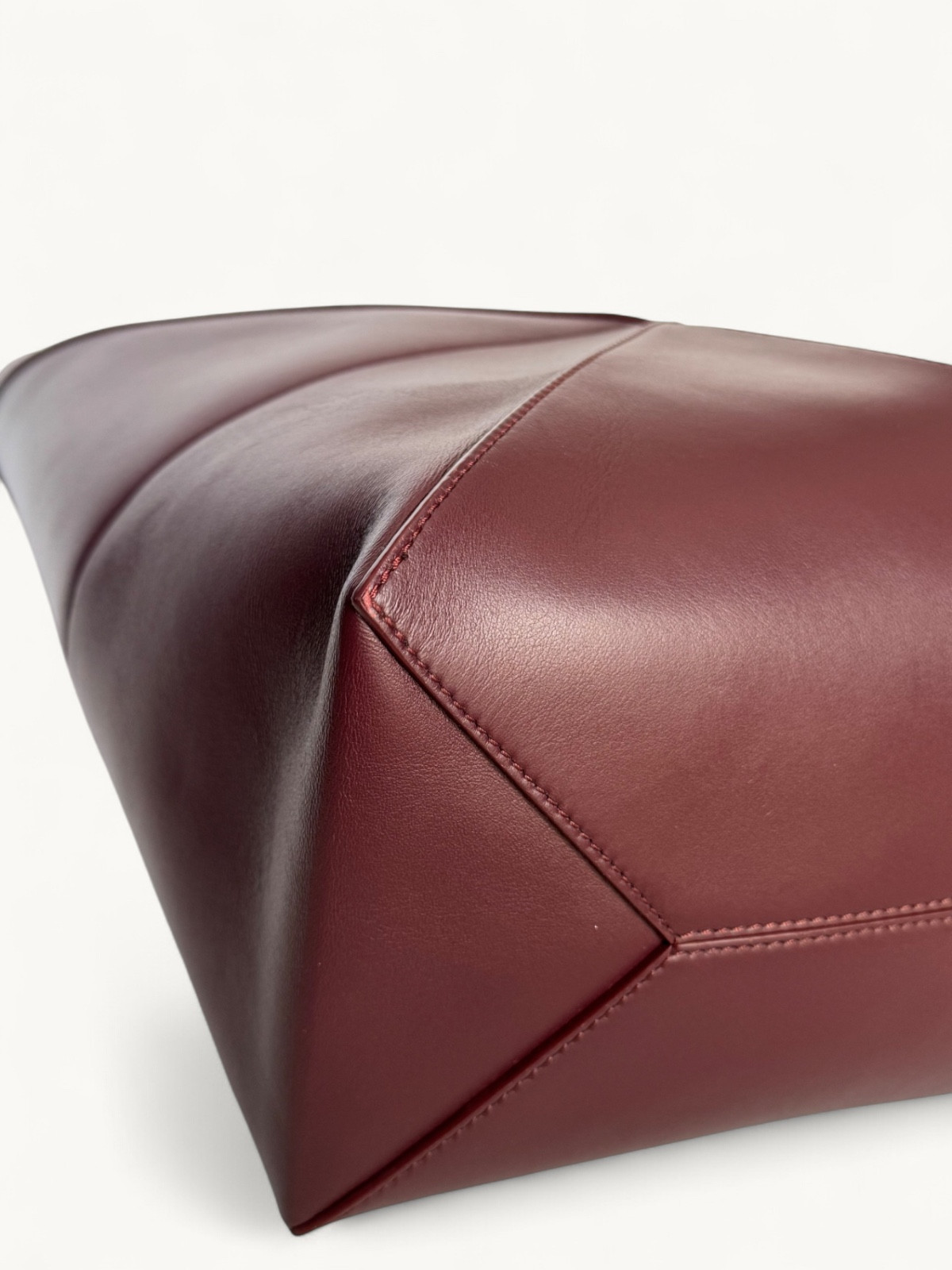 Loewe Puzzle 5