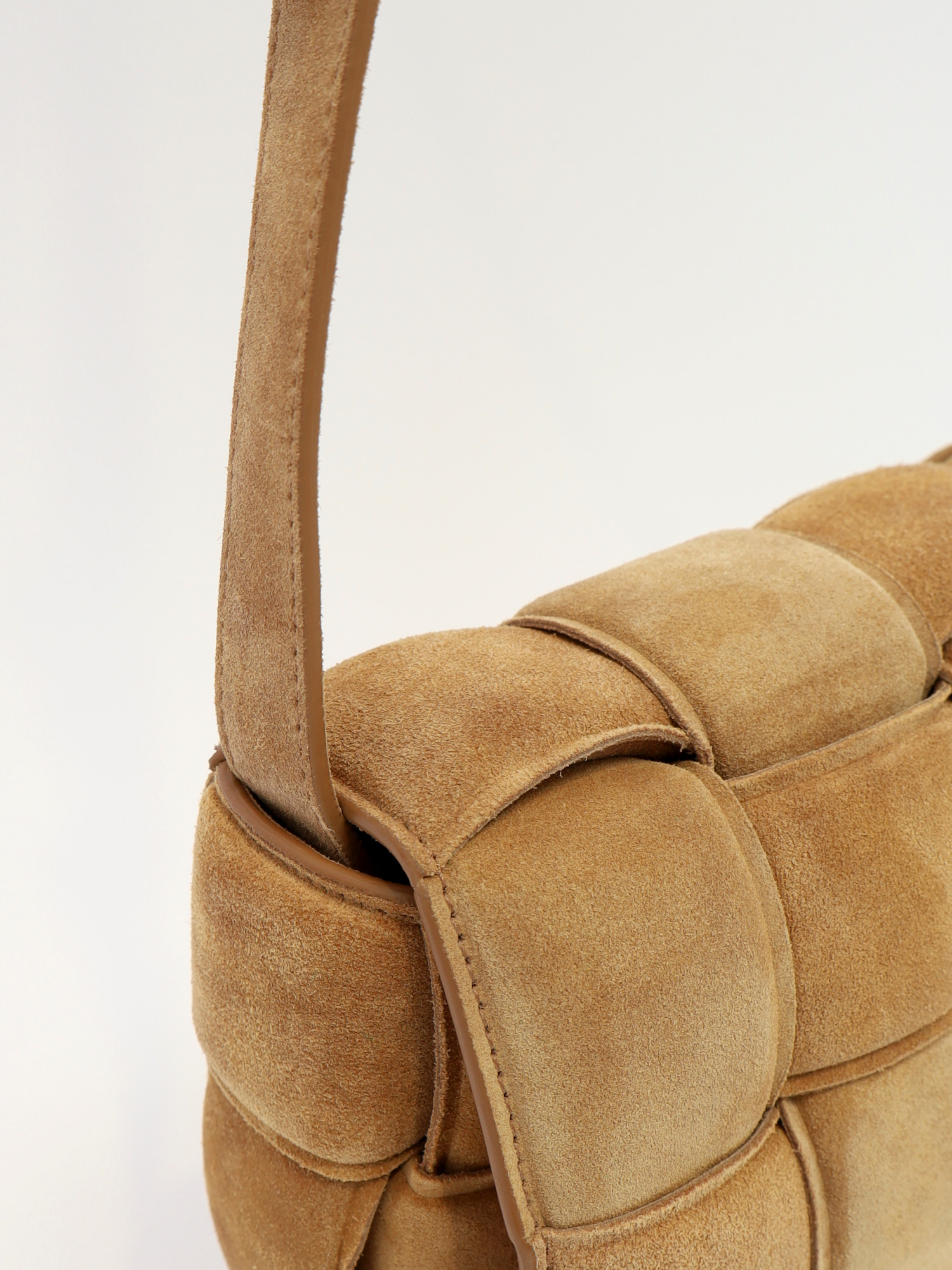 Bottega Veneta Cassette  5