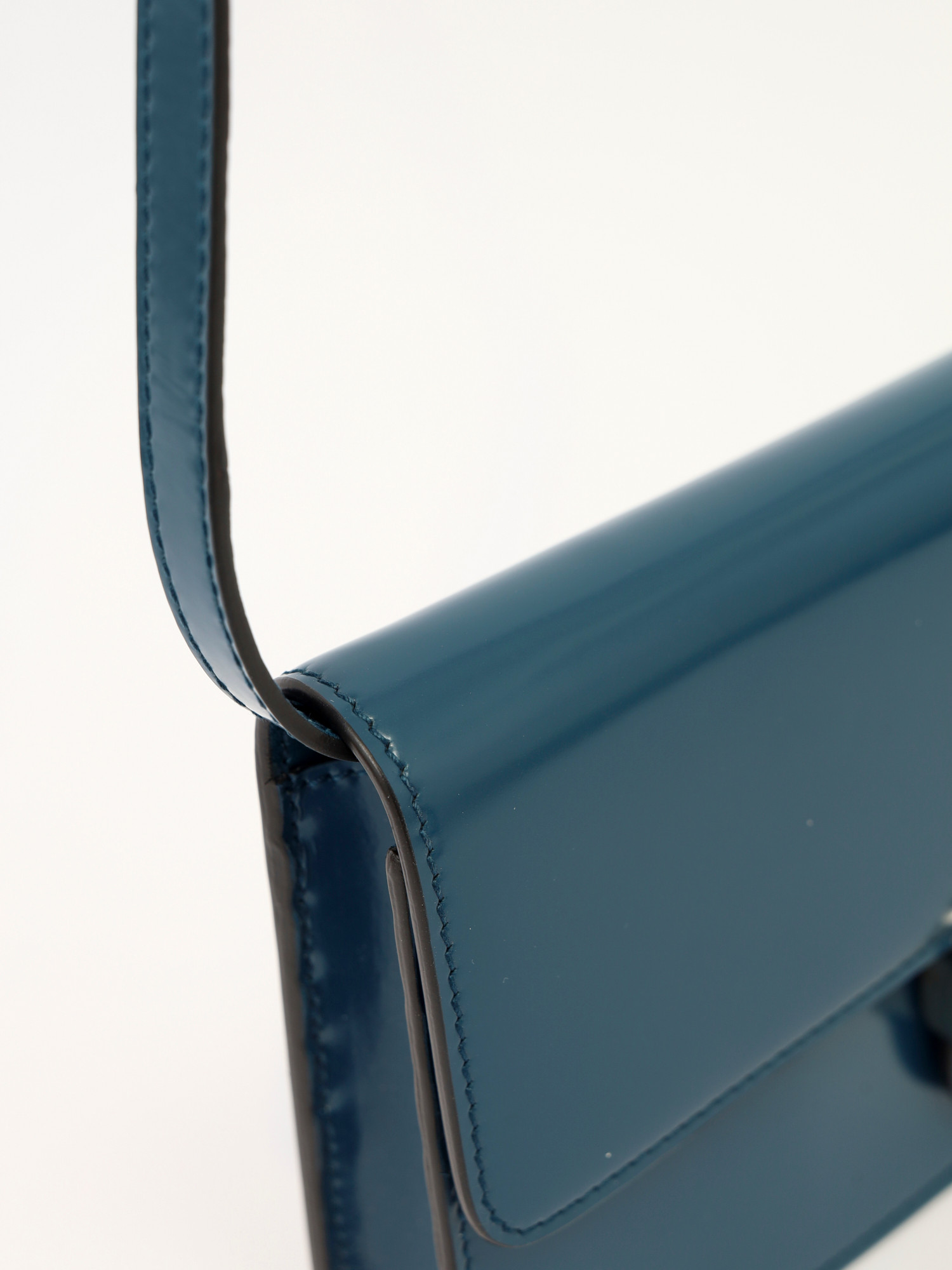 Gucci Interlocking 6