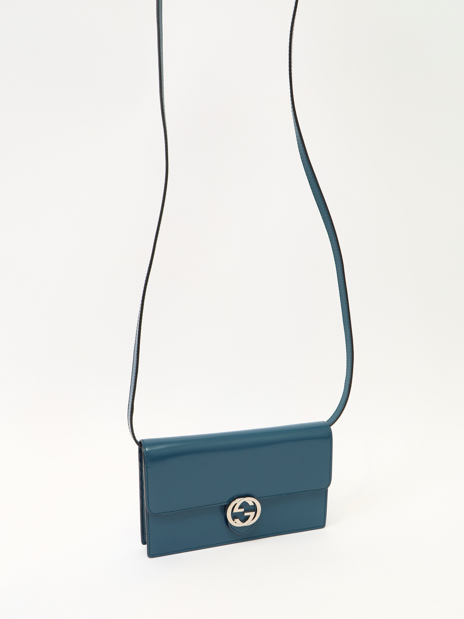 Gucci Interlocking 4