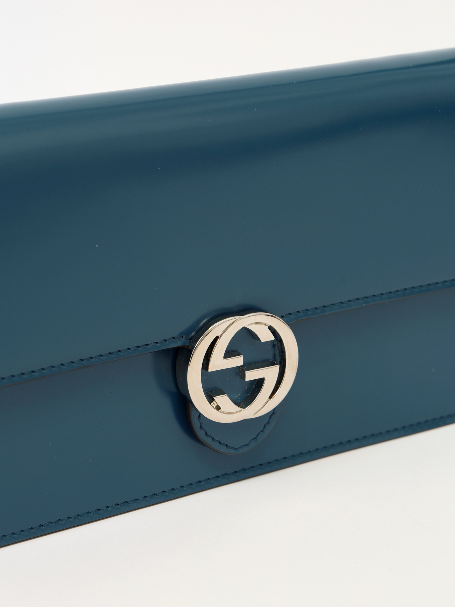 Gucci Interlocking 5