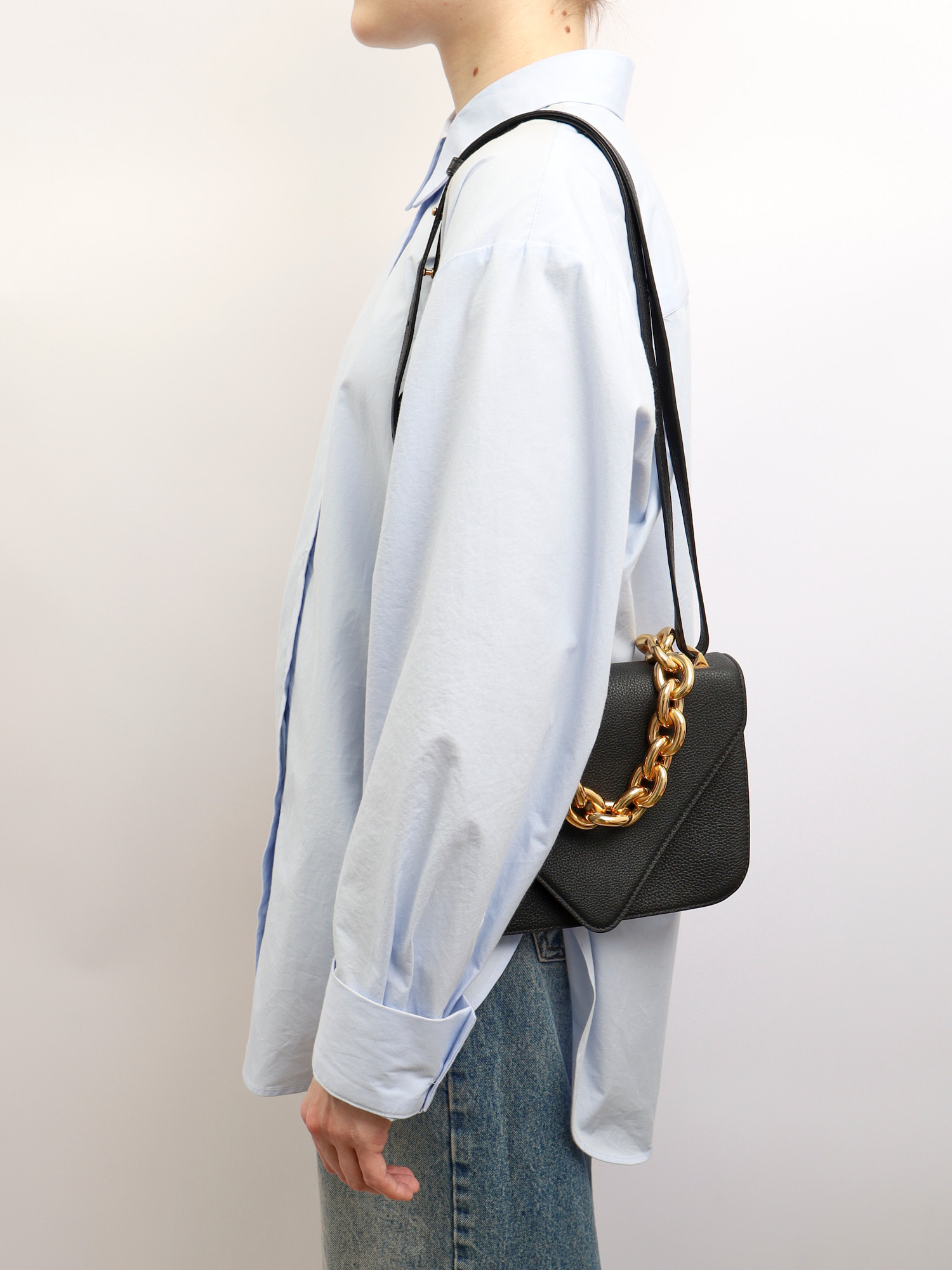 Bottega Veneta Mount  2