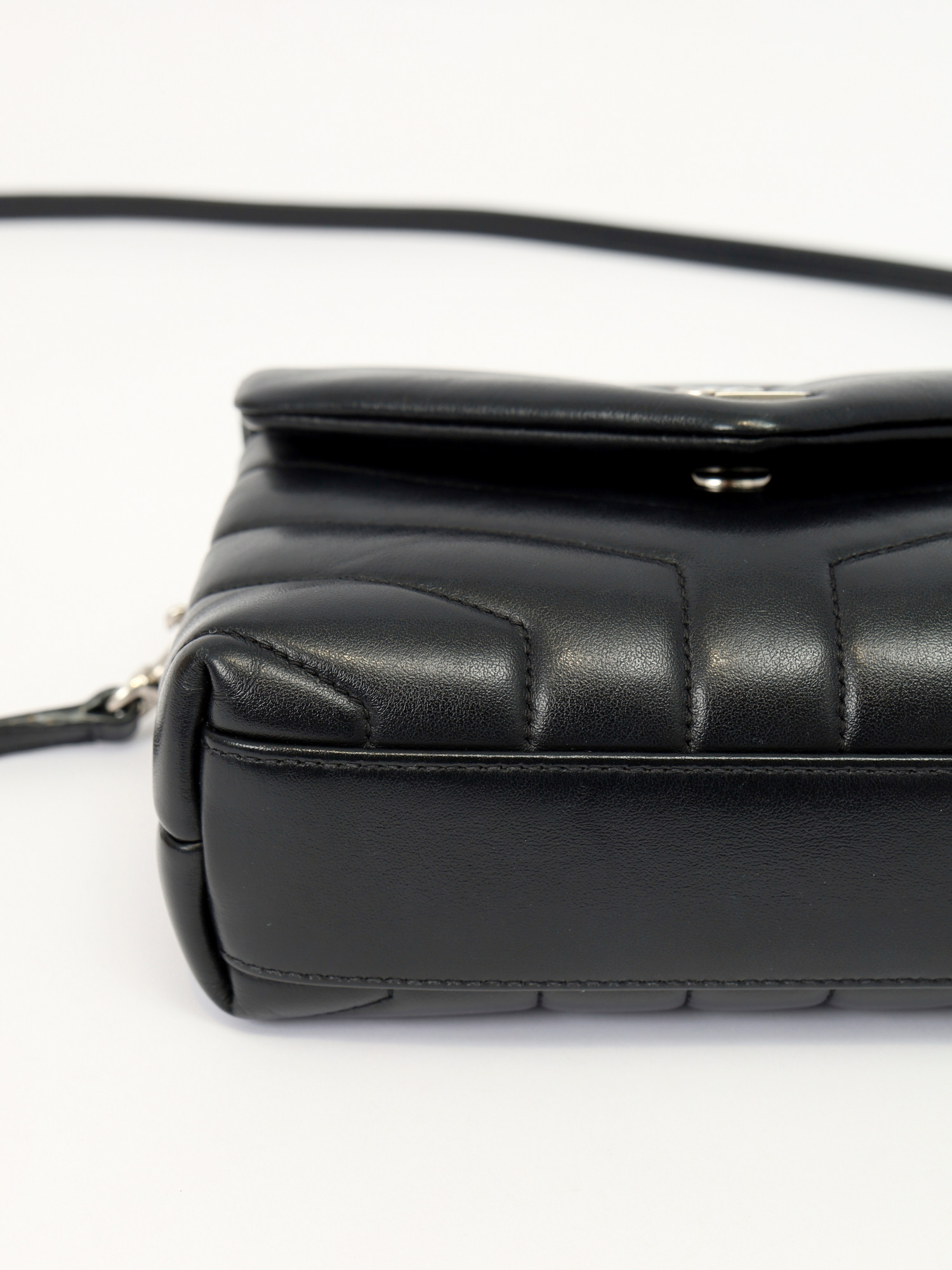 Saint Laurent Loulou 8