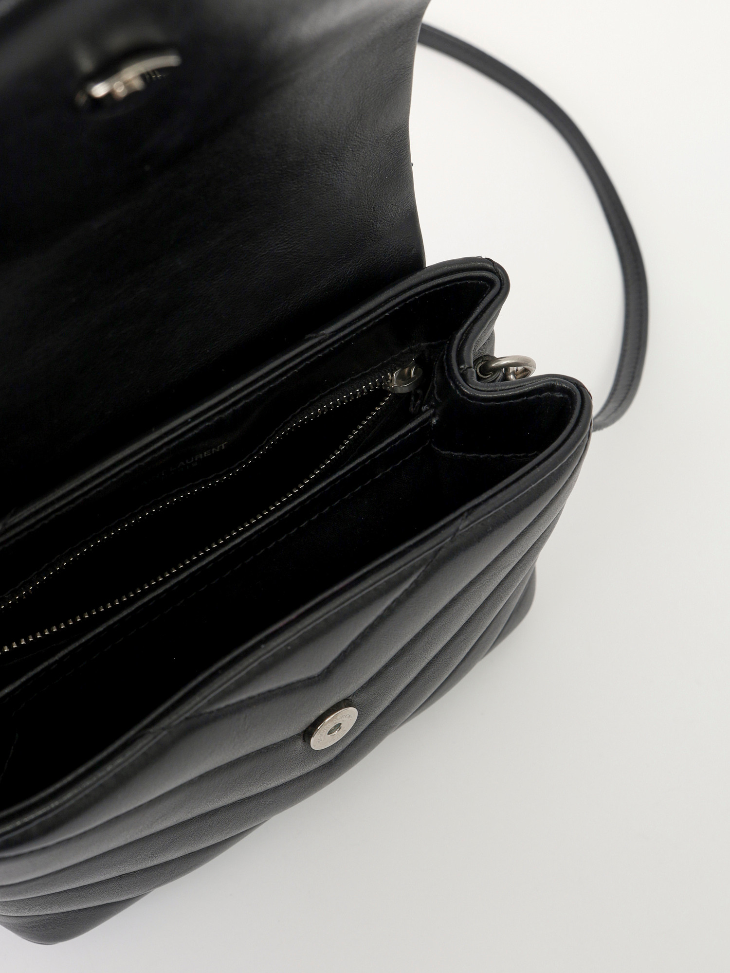 Saint Laurent Loulou 10