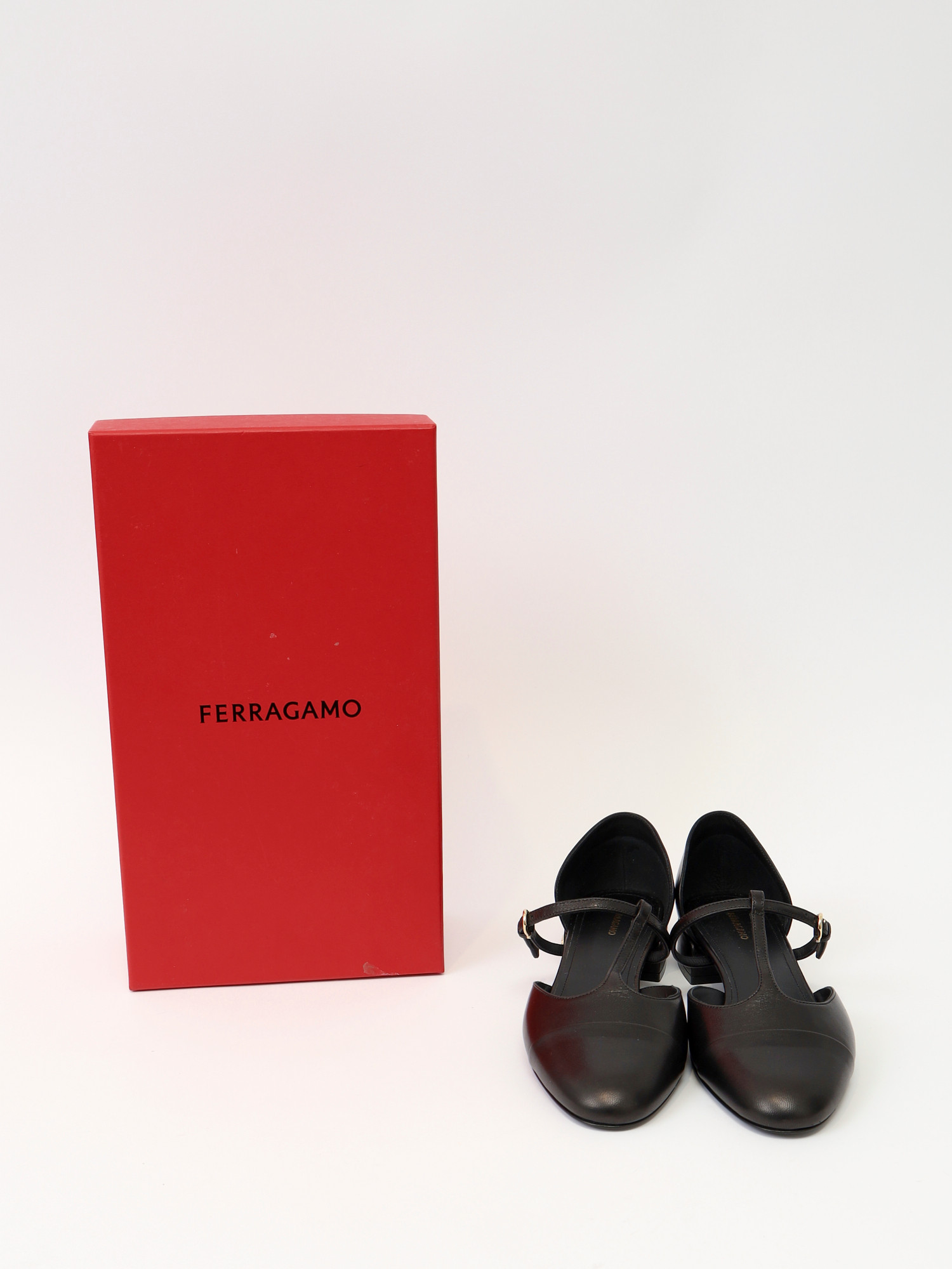 Salvatore Ferragamo Shoes 38.5 2