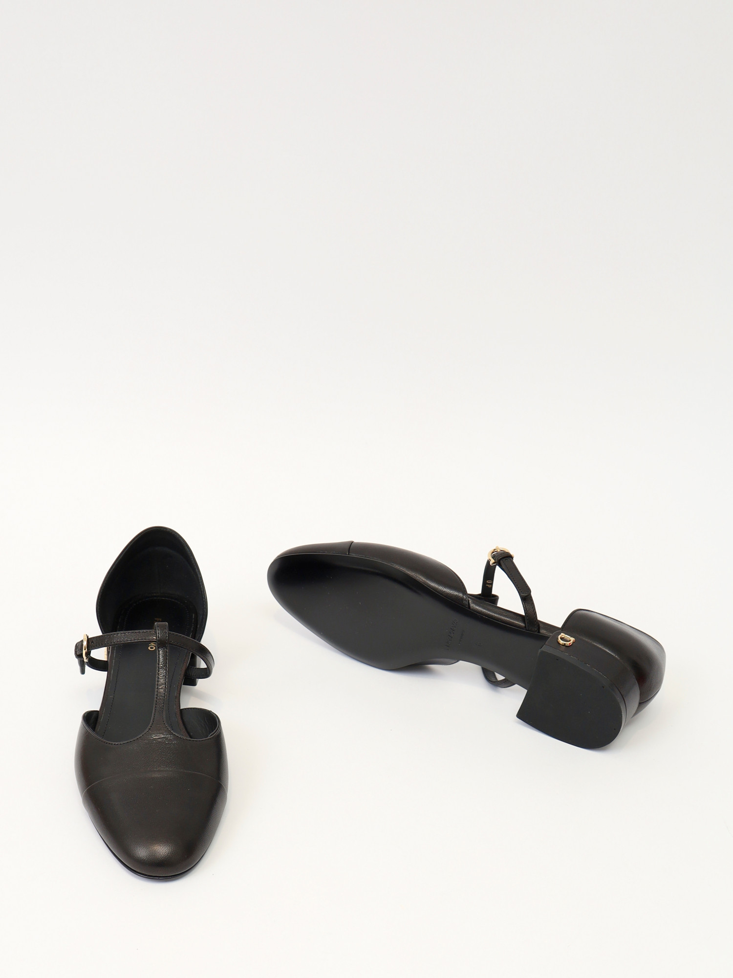 Salvatore Ferragamo Shoes 38.5 10