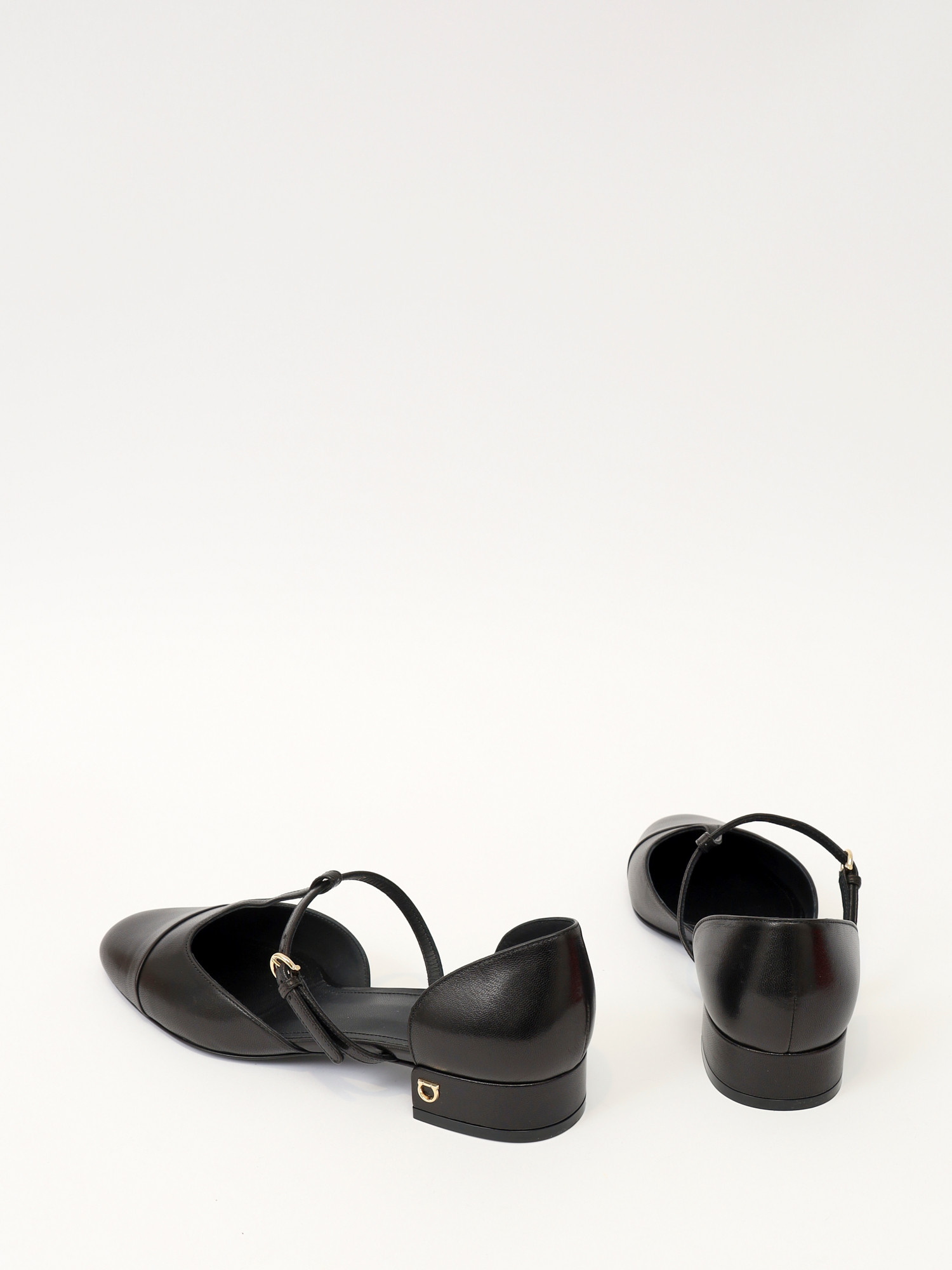 Salvatore Ferragamo Shoes 38.5 4