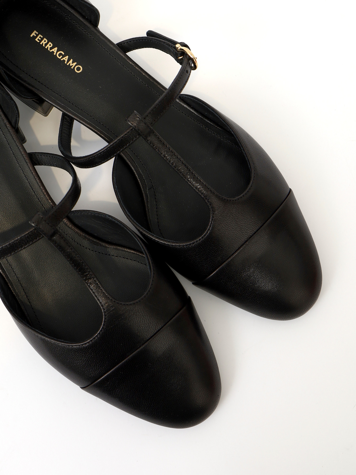 Salvatore Ferragamo Shoes 38.5 7