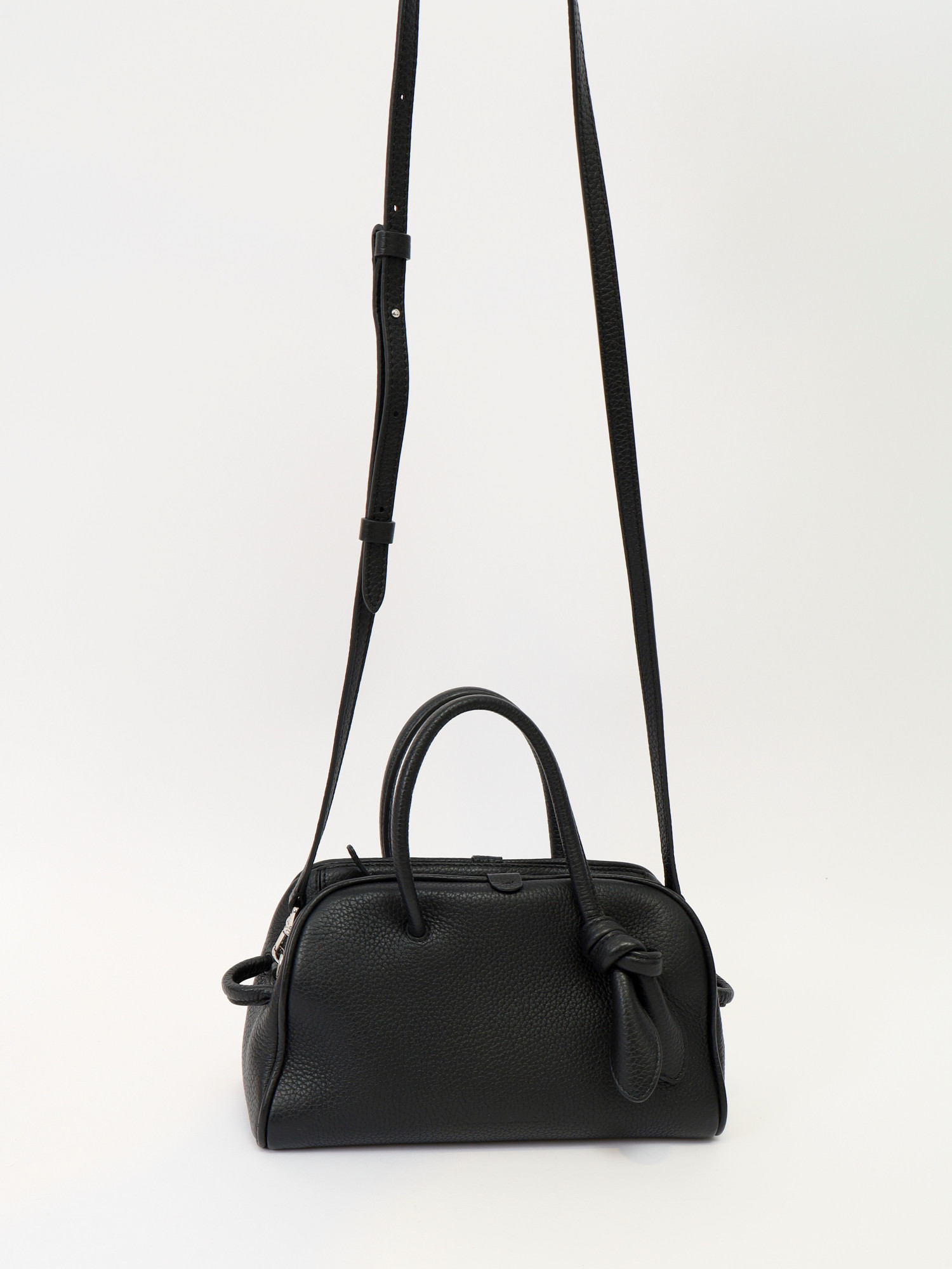 Jacquemus Le Turismo 4