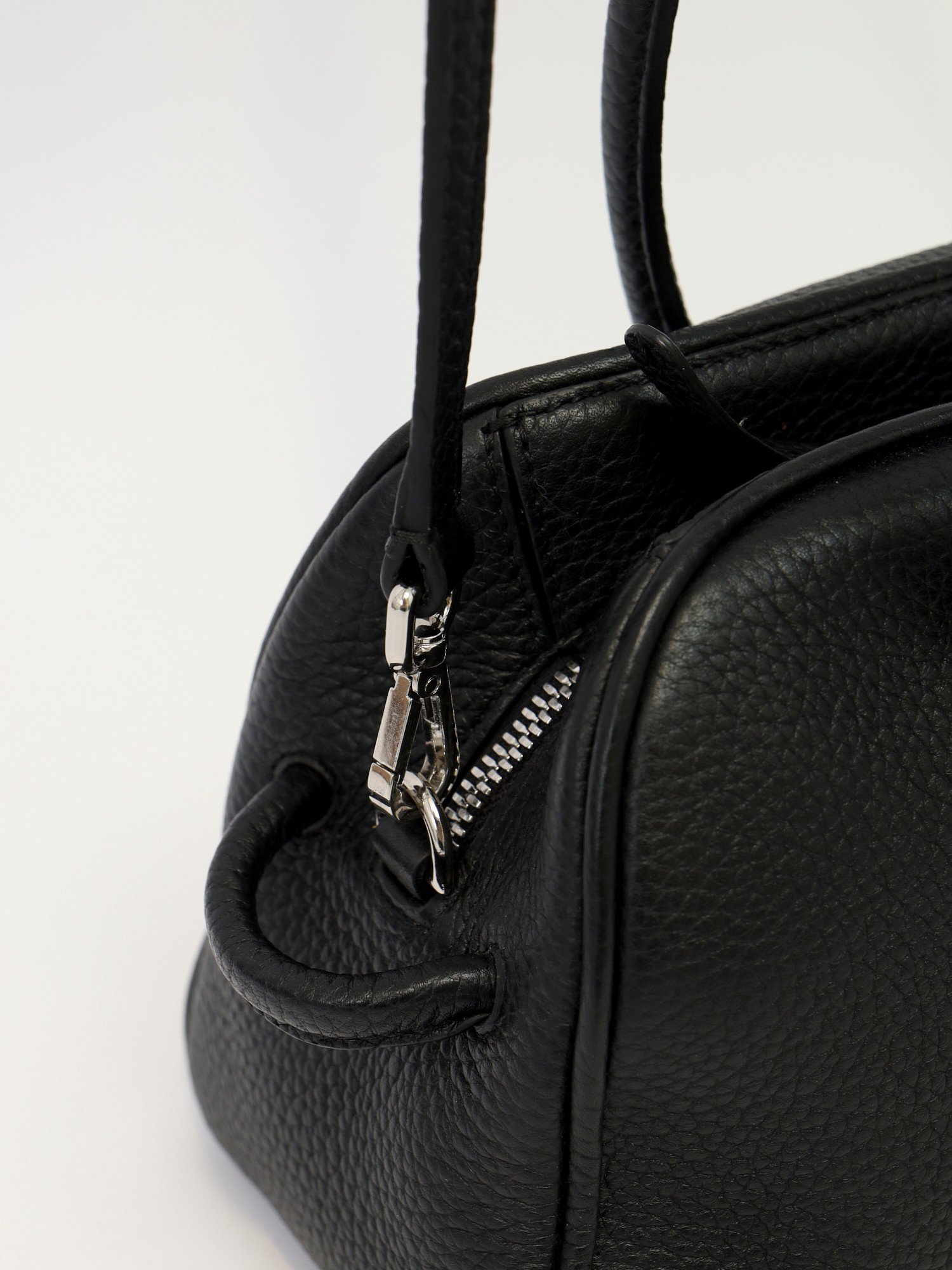 Jacquemus Le Turismo 6