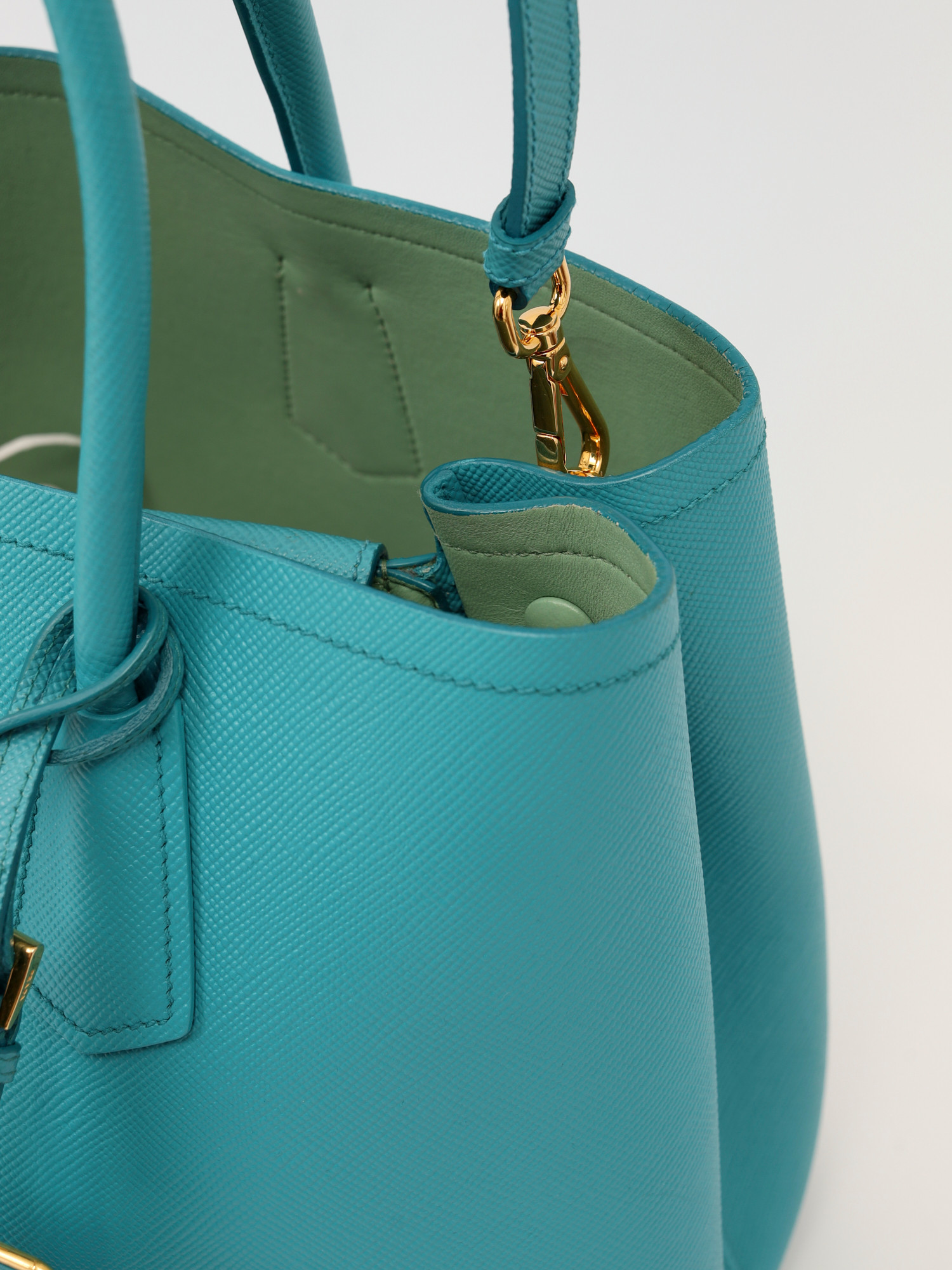 Prada Double 8