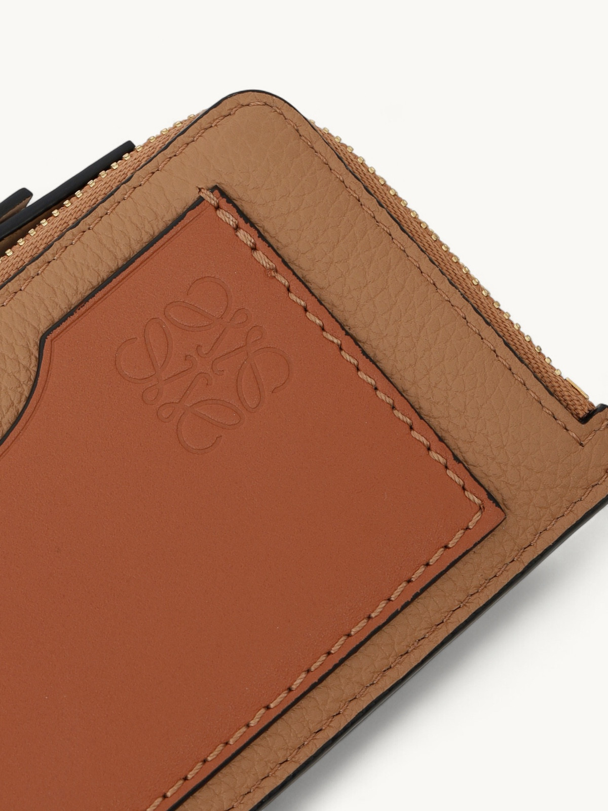 Loewe Wallet 4