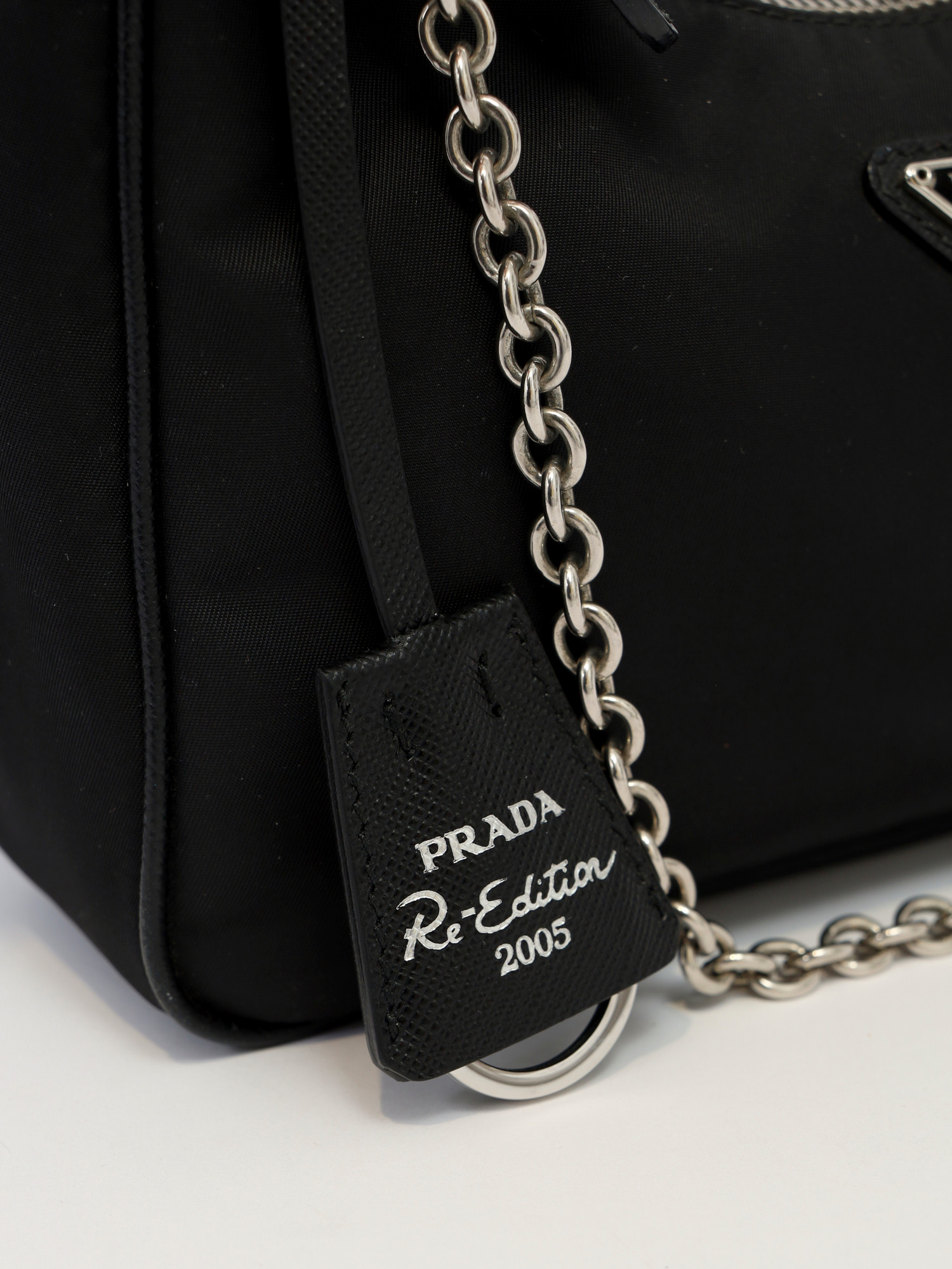 Prada Re-Edition 2005 6