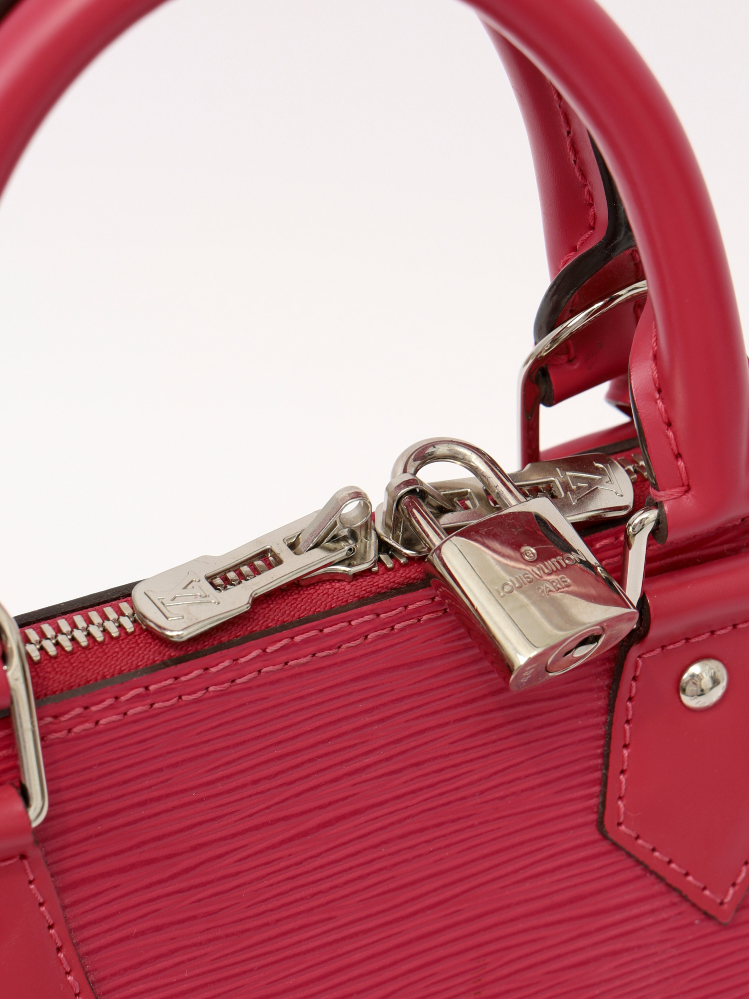 Сумки Louis Vuitton Alma изображение #9