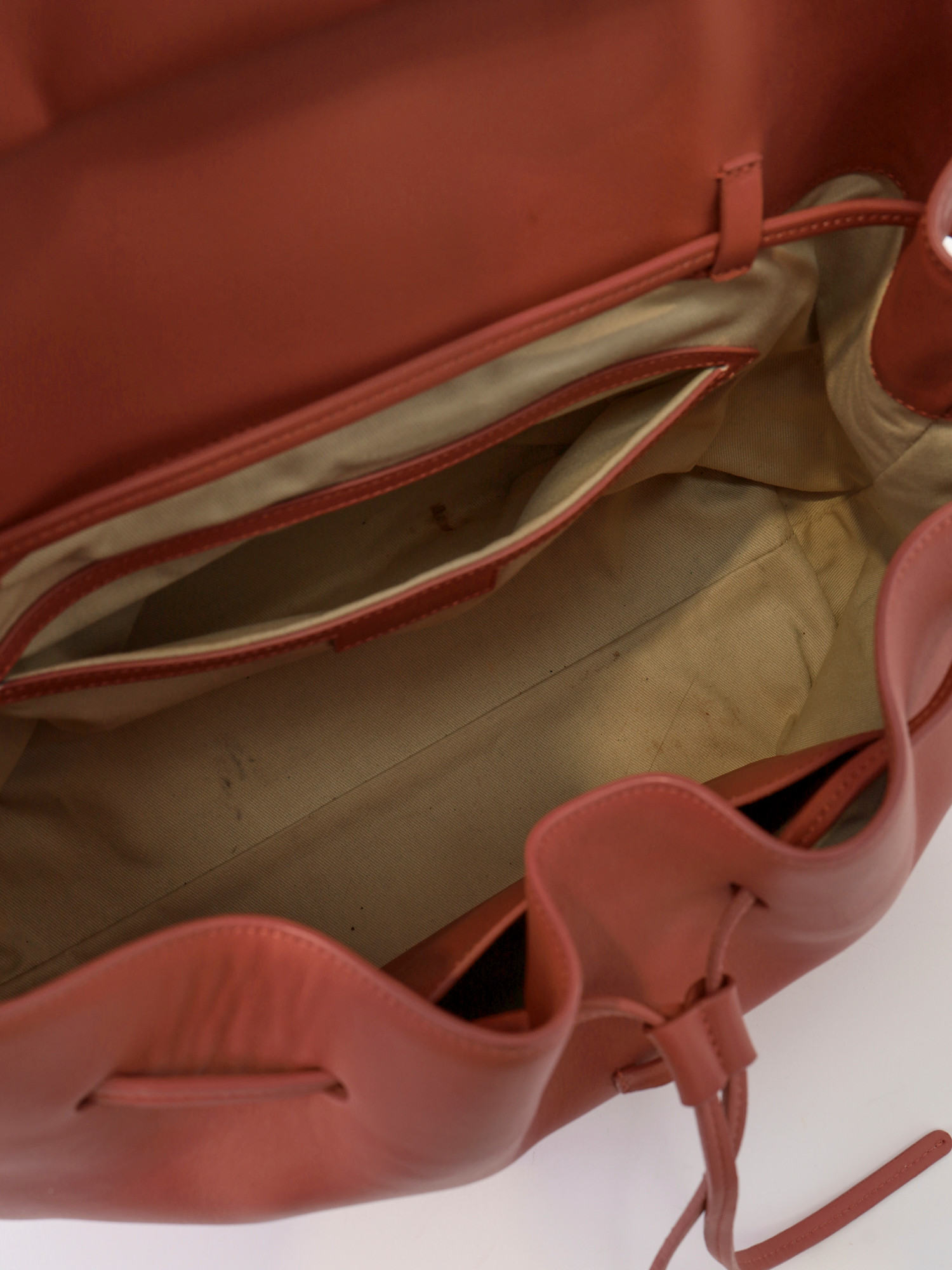 Mansur Gavriel Lady  10