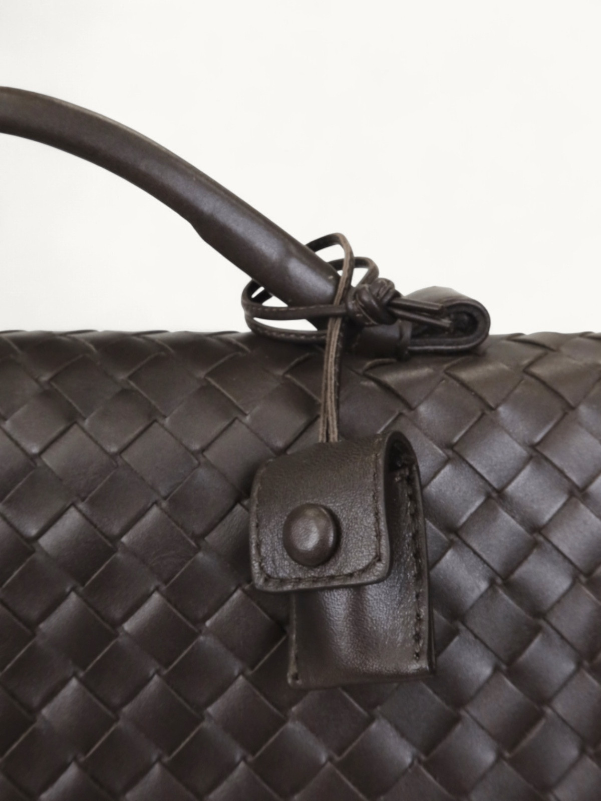 Bottega Veneta Leather Bag  4