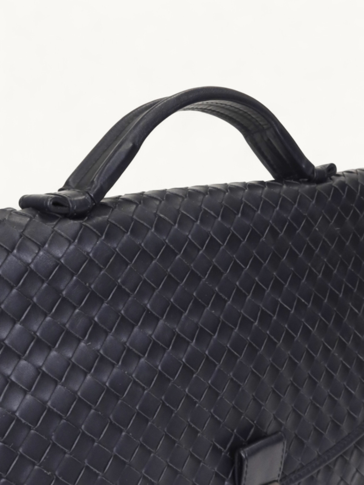 Bottega Veneta Leather Bag  6