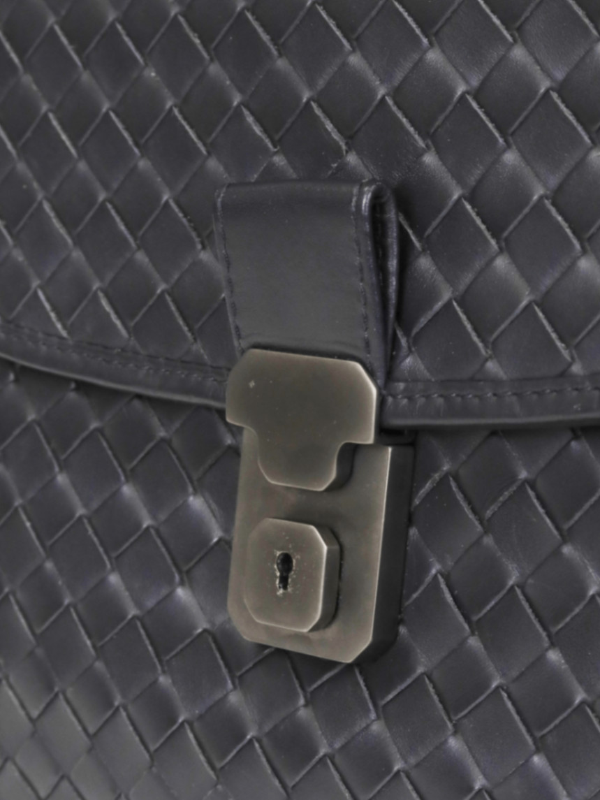 Bottega Veneta Leather Bag  3