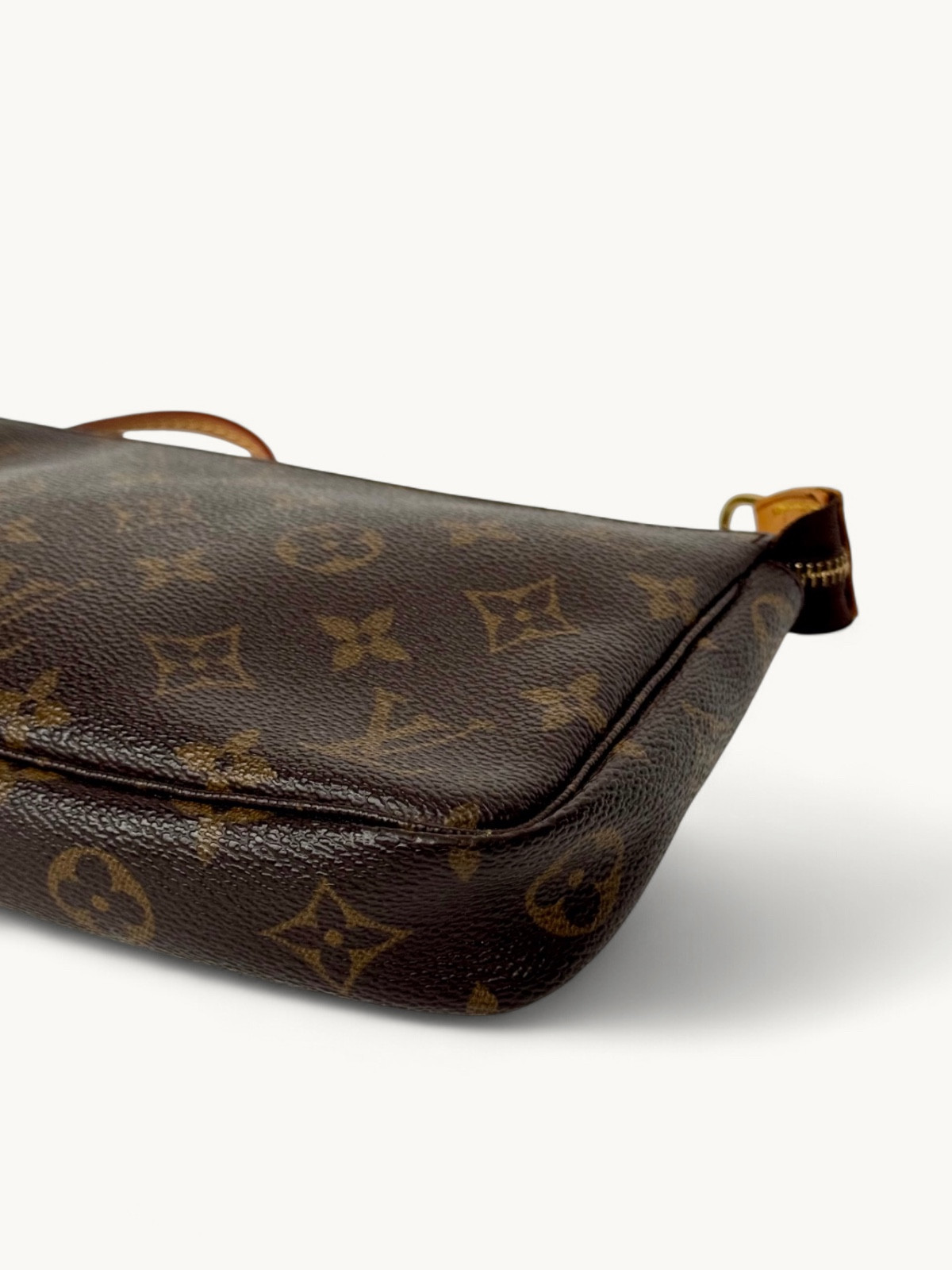 Сумки Louis Vuitton Pochette изображение #5