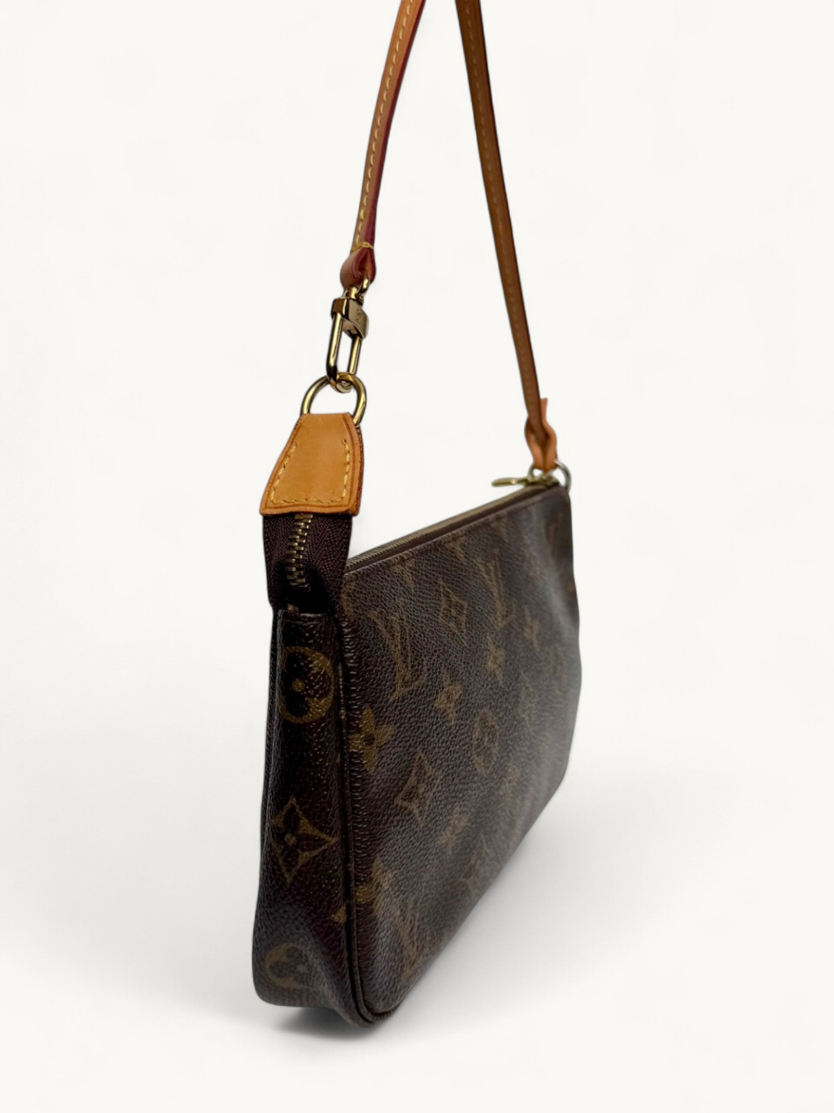 Сумки Louis Vuitton Pochette изображение #2