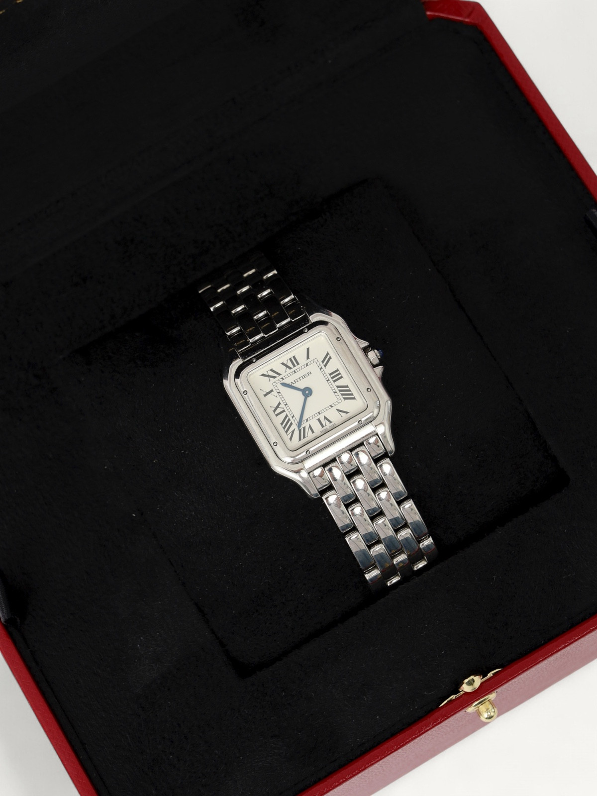 Cartier Panthère de Cartier Medium 3