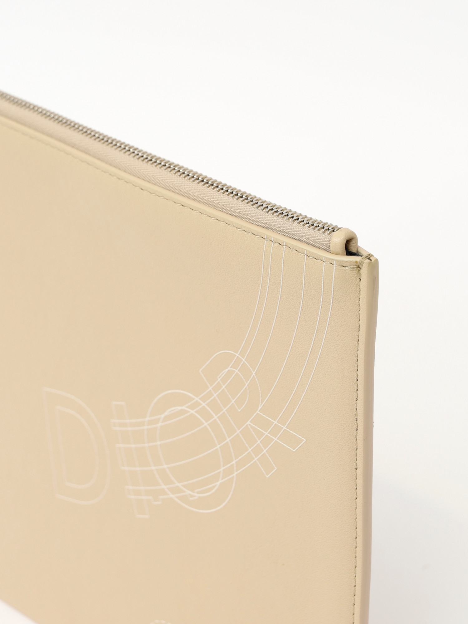 Dior Case 6